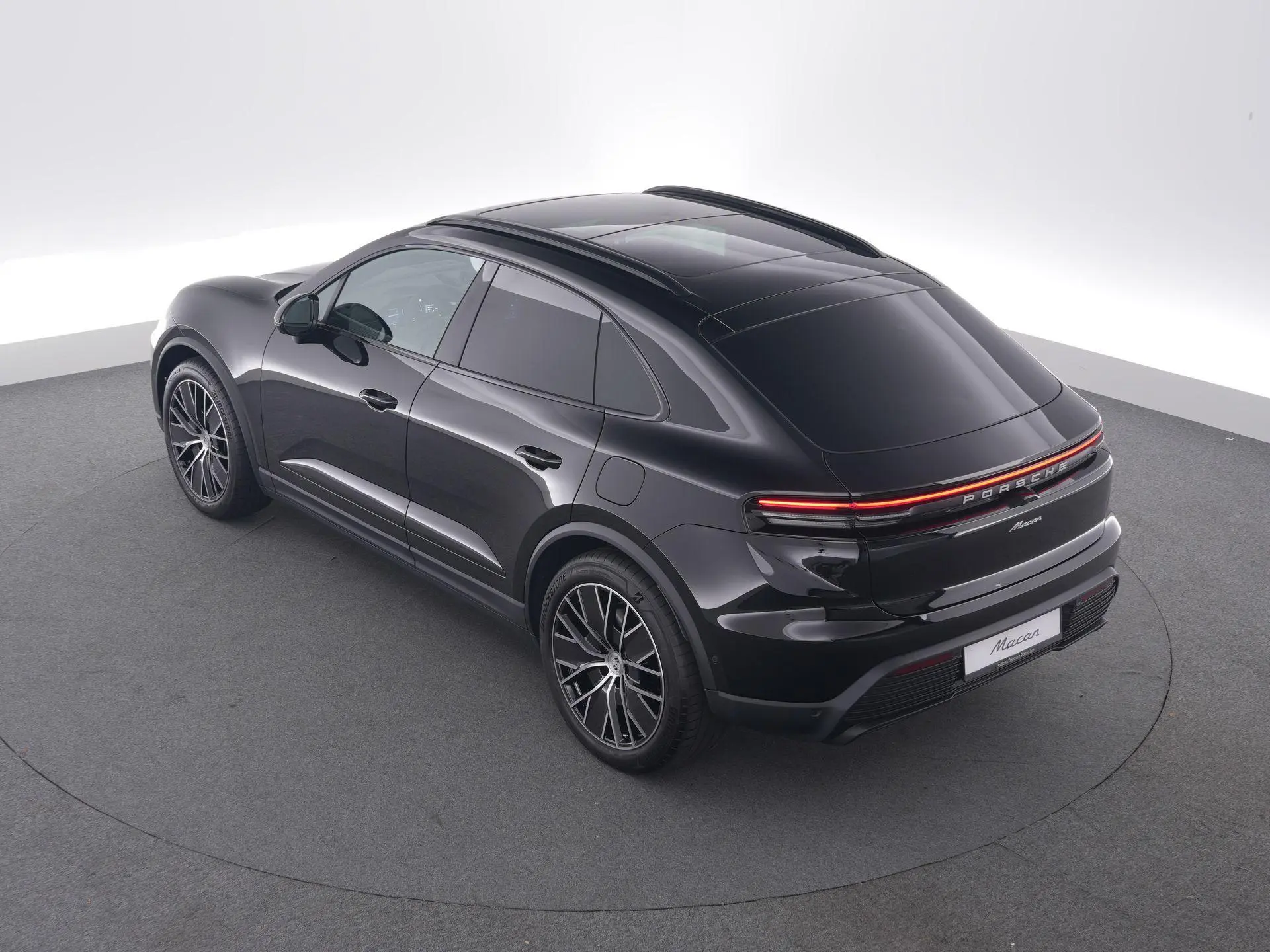 Macan 100 kWh