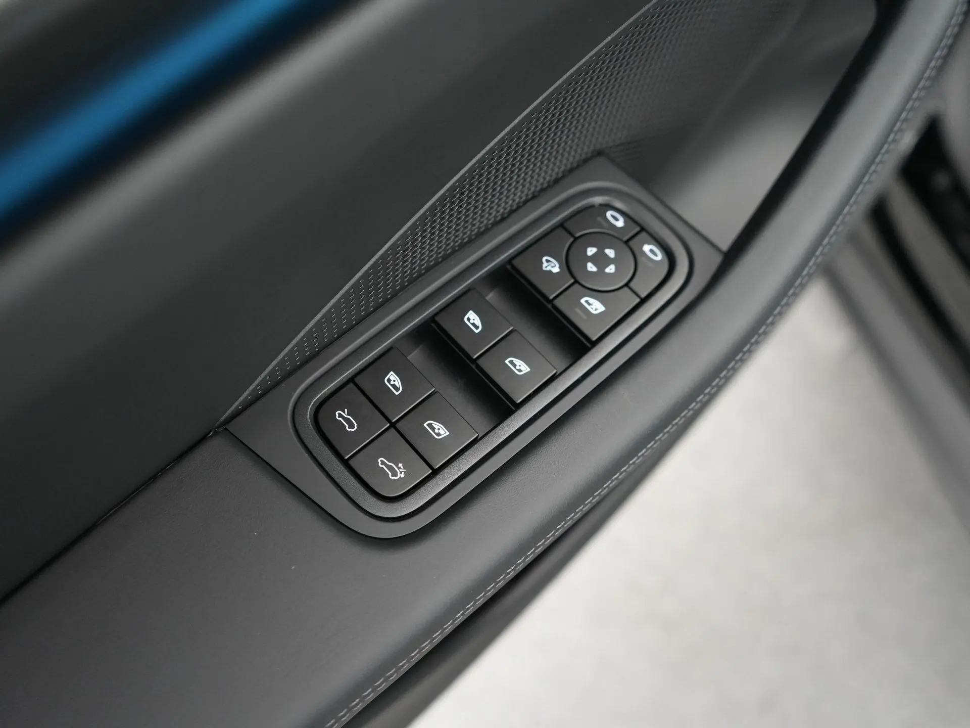 Macan 100 kWh