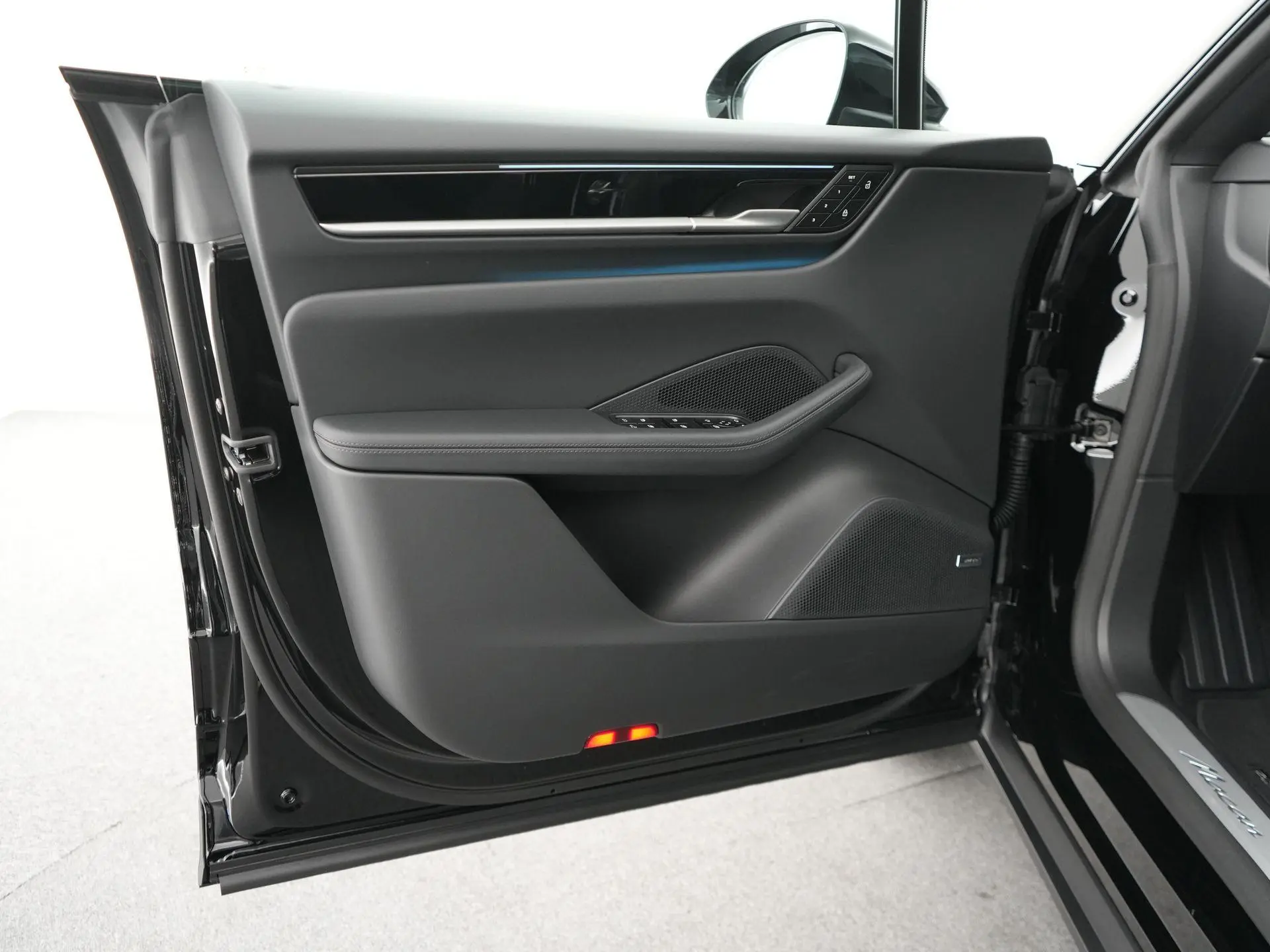 Macan 100 kWh