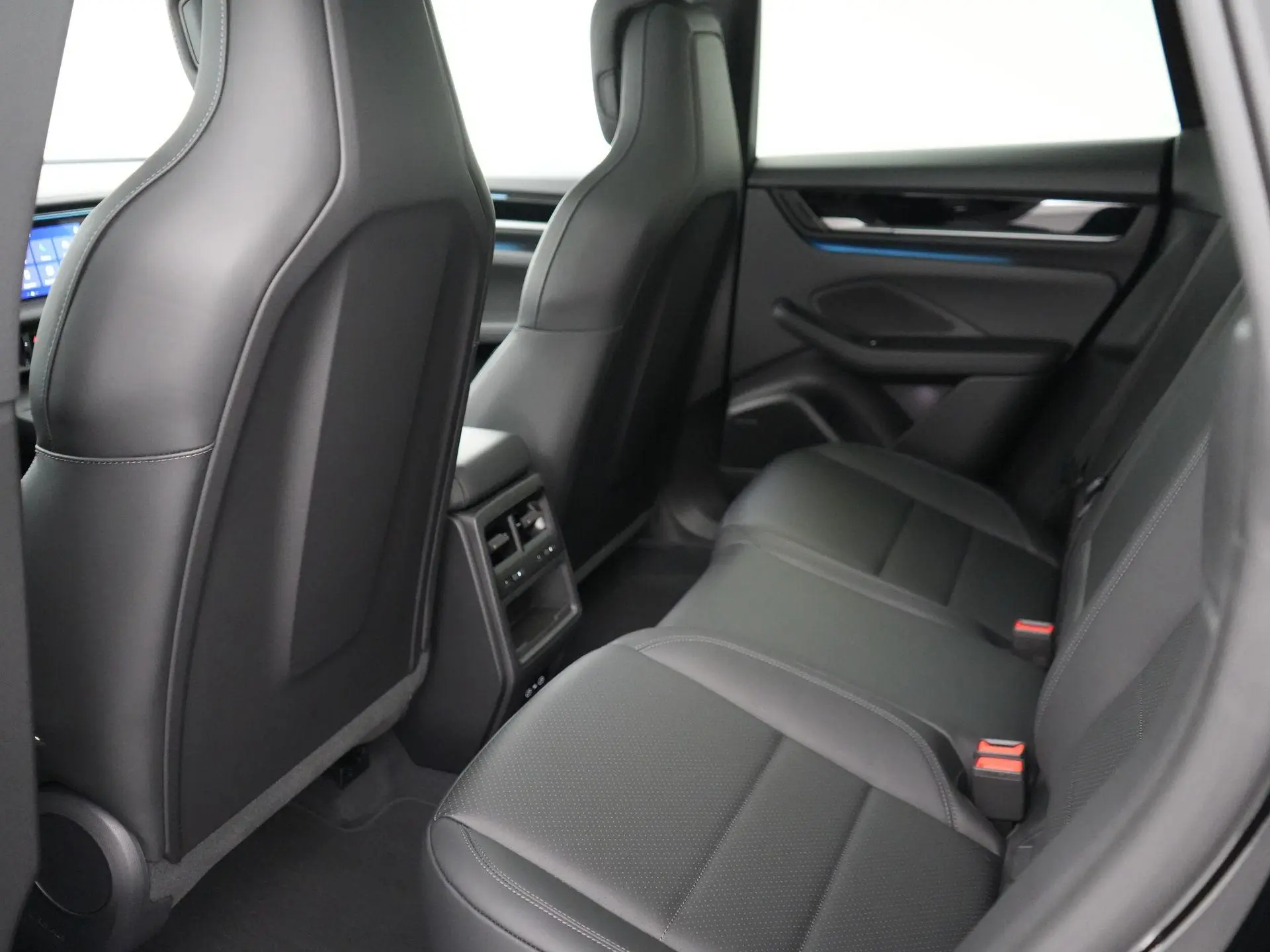 Macan 100 kWh