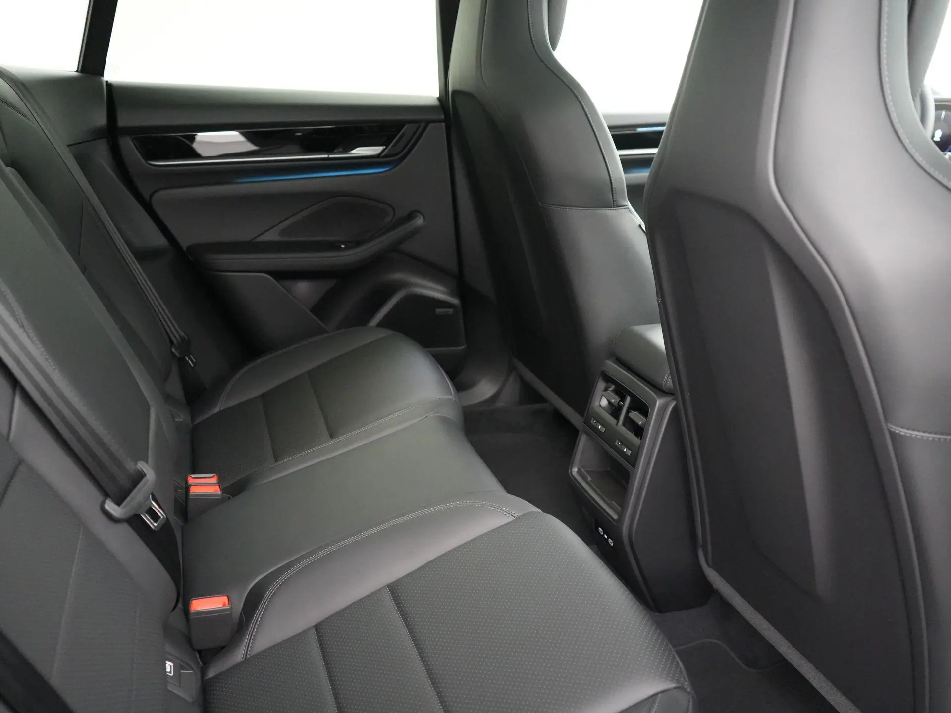 Macan 100 kWh