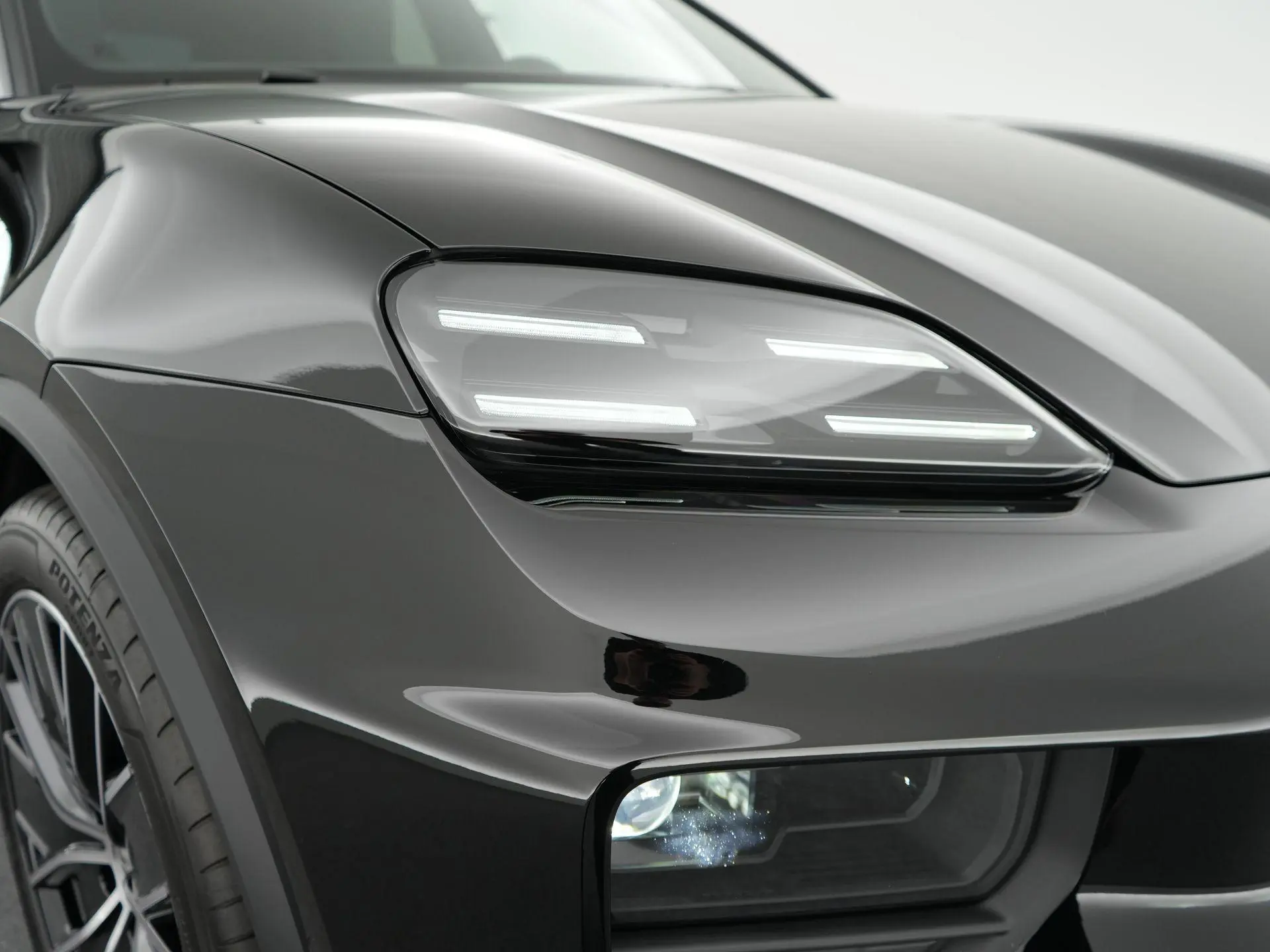 Macan 100 kWh