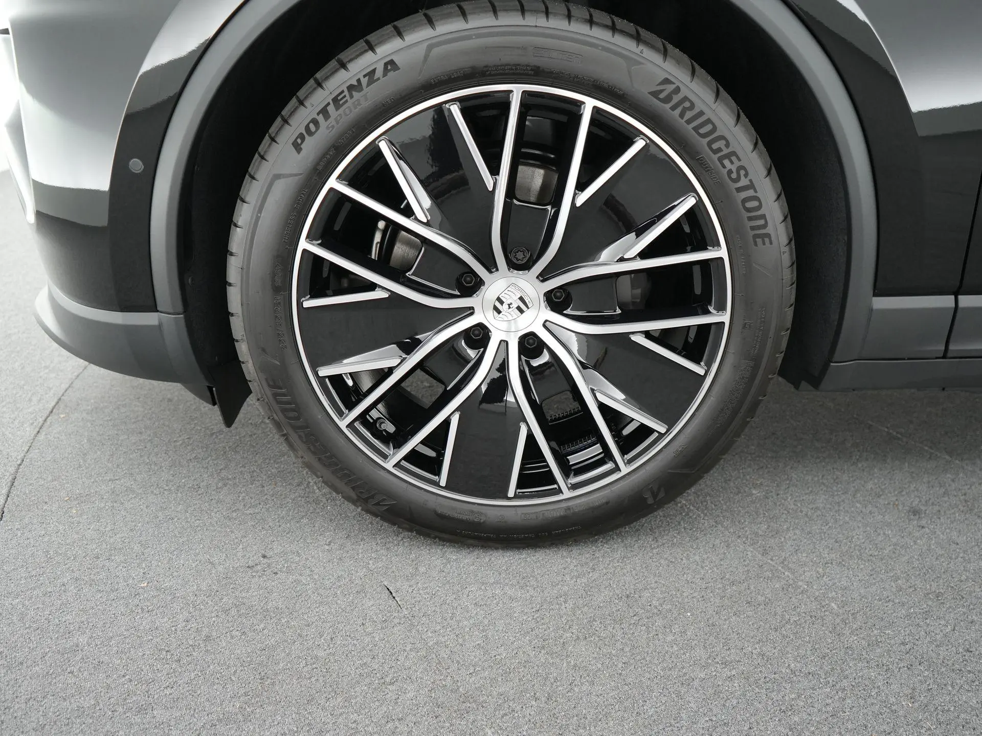 Macan 100 kWh
