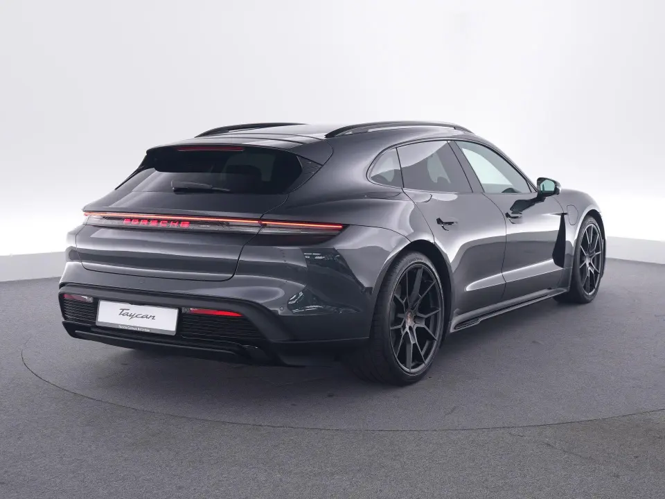 Taycan Sport Turismo Black Edition 105 kWh