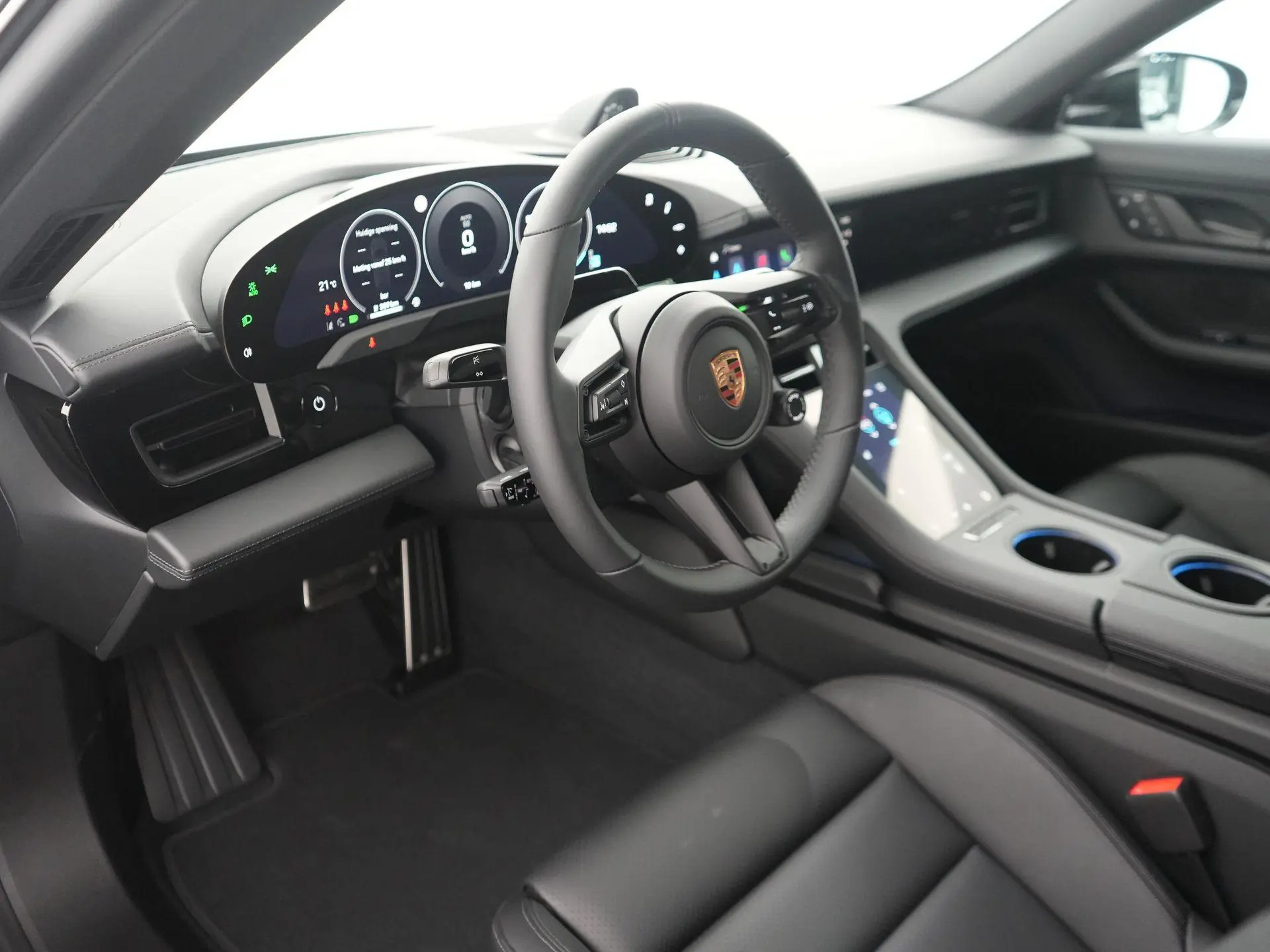 Taycan Sport Turismo Black Edition 105 kWh