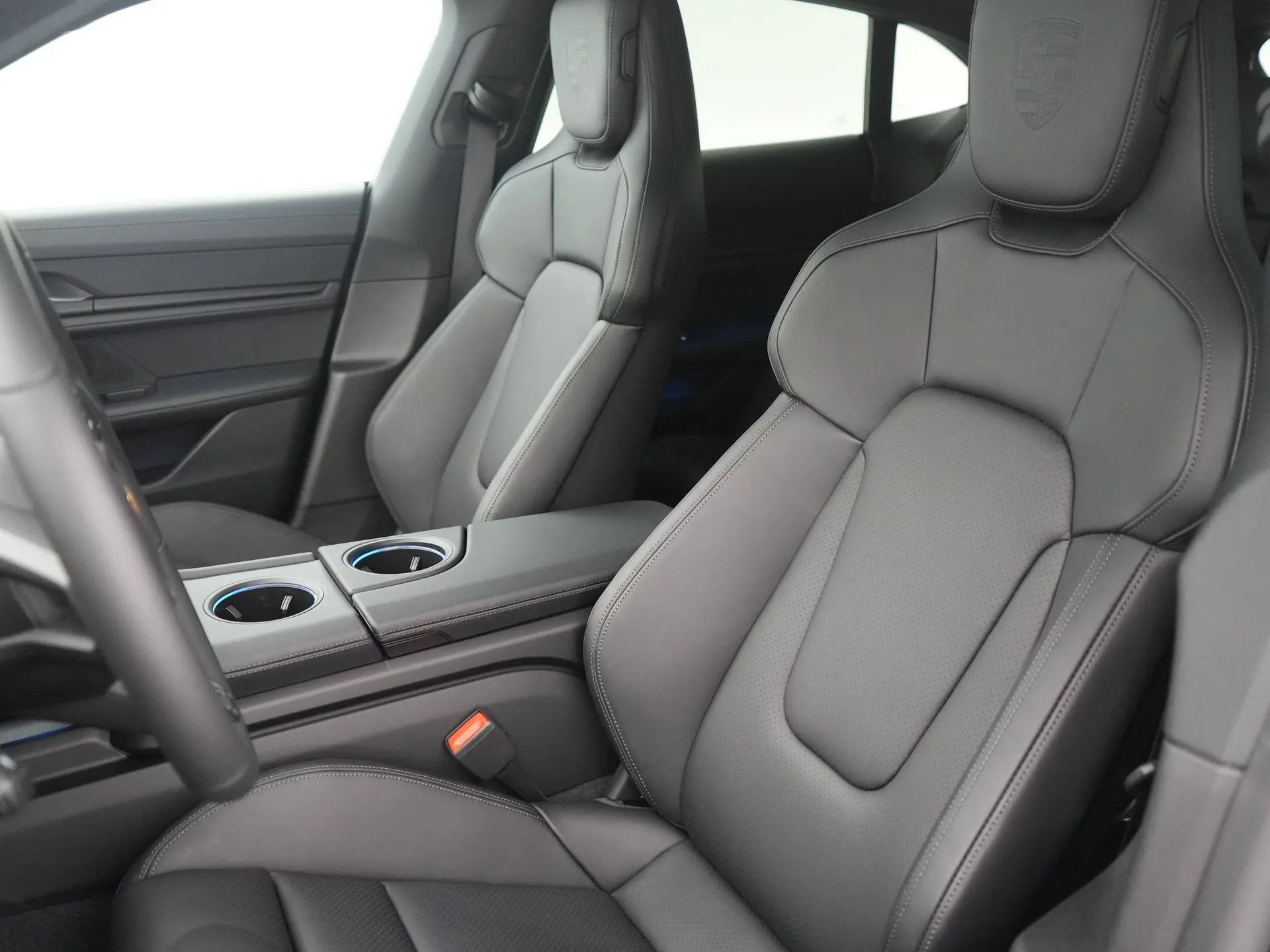 Taycan Sport Turismo Black Edition 105 kWh
