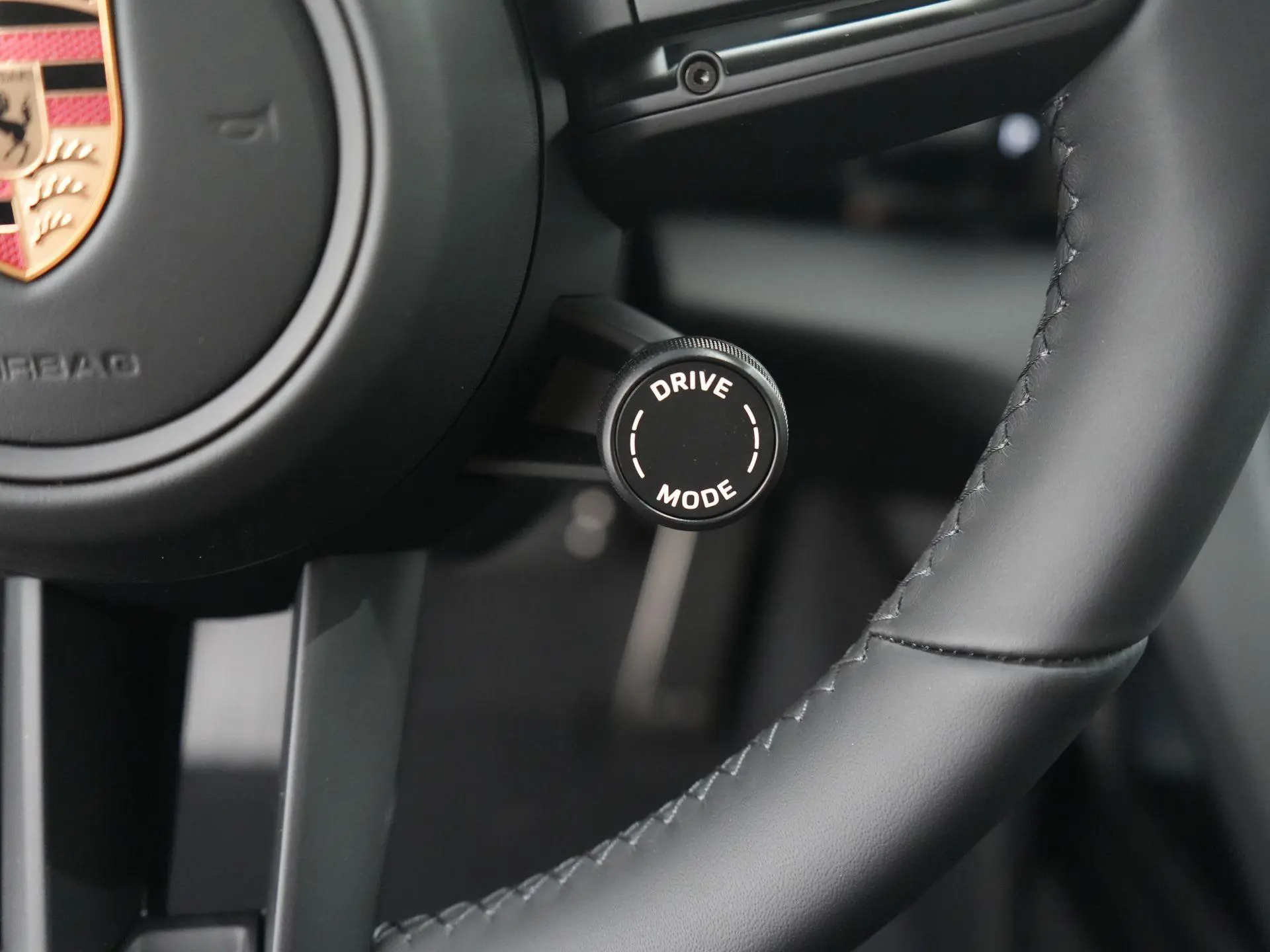 Taycan Sport Turismo Black Edition 105 kWh