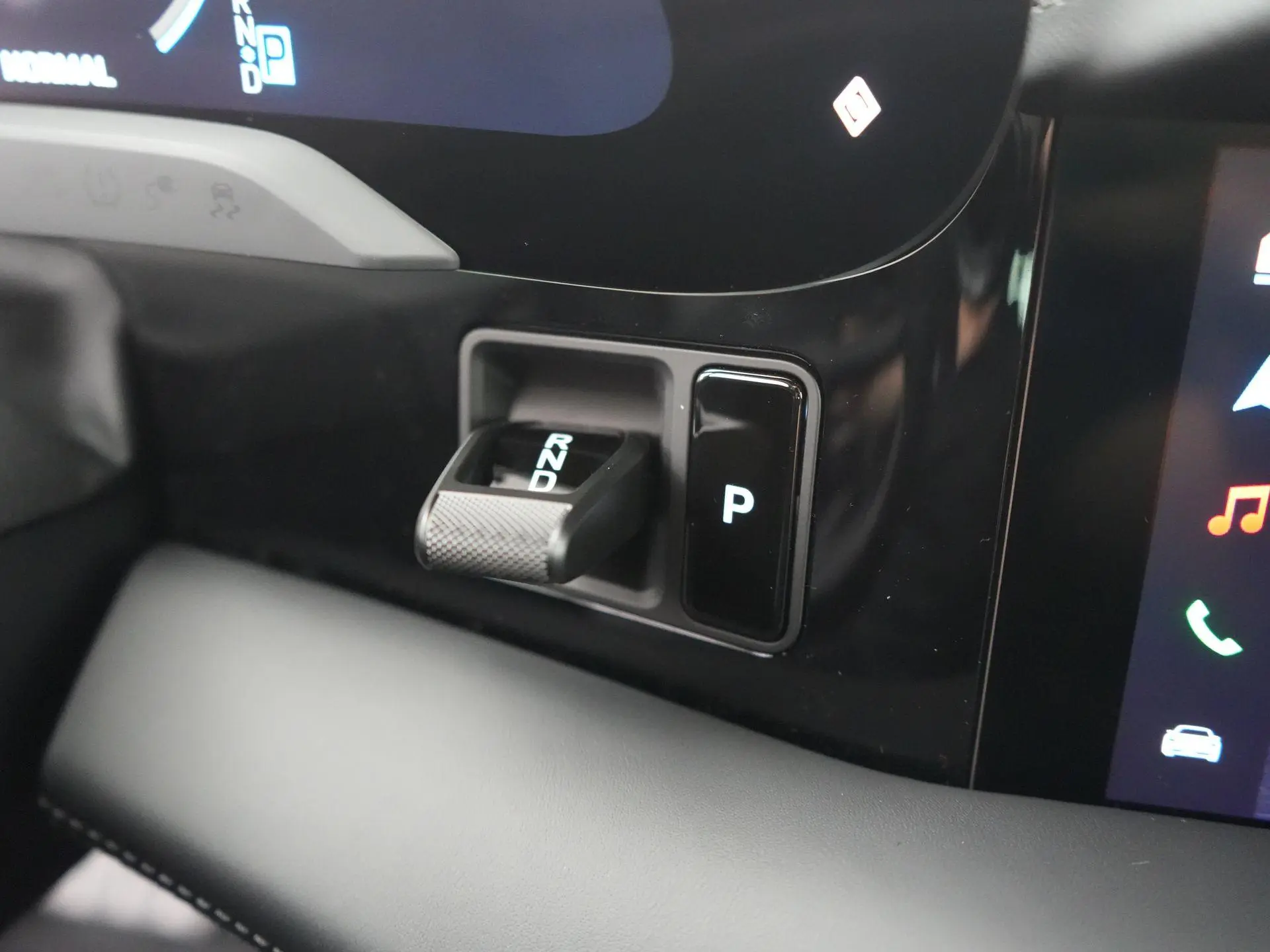 Taycan Sport Turismo Black Edition 105 kWh