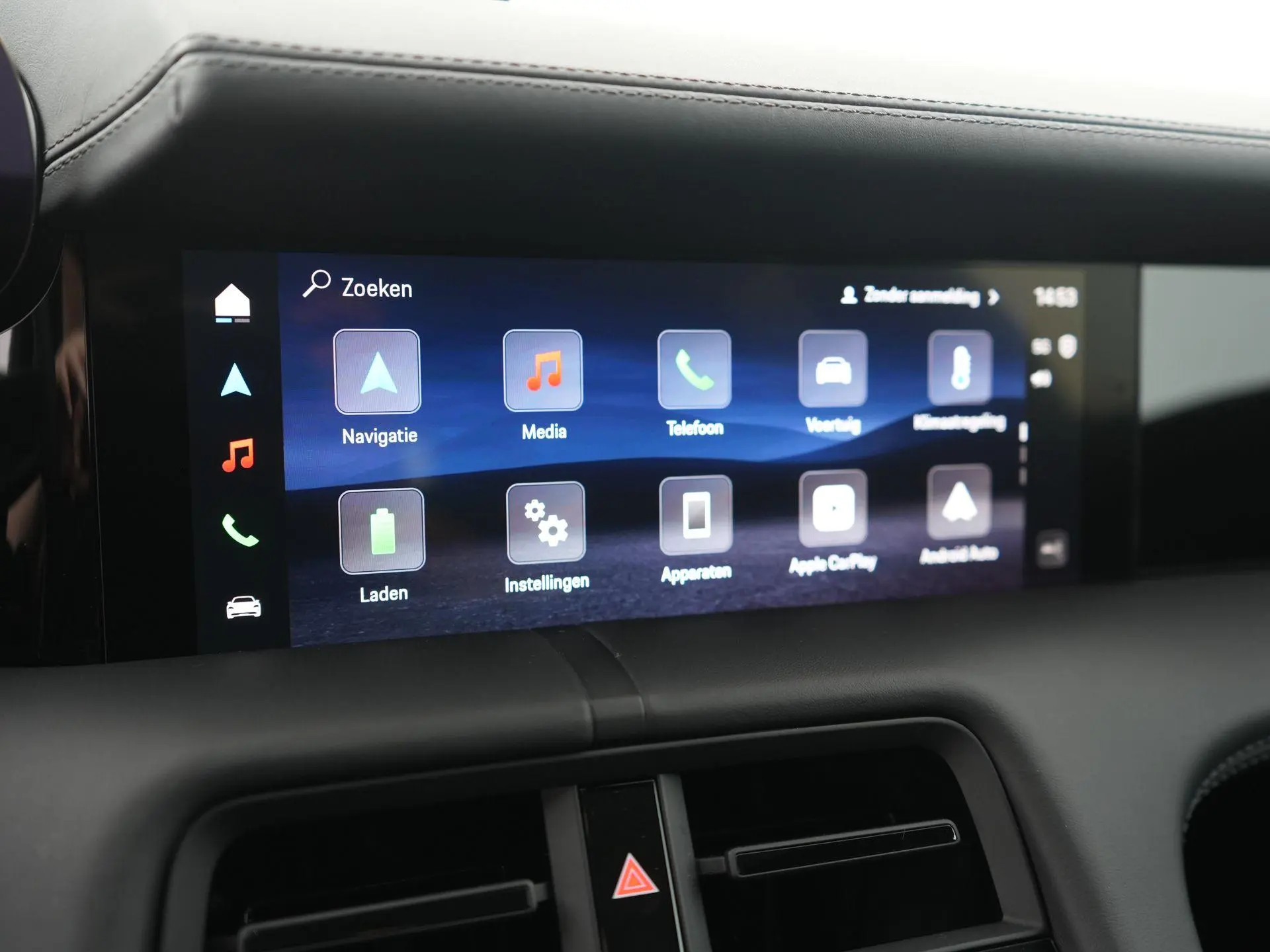 Taycan Sport Turismo Black Edition 105 kWh