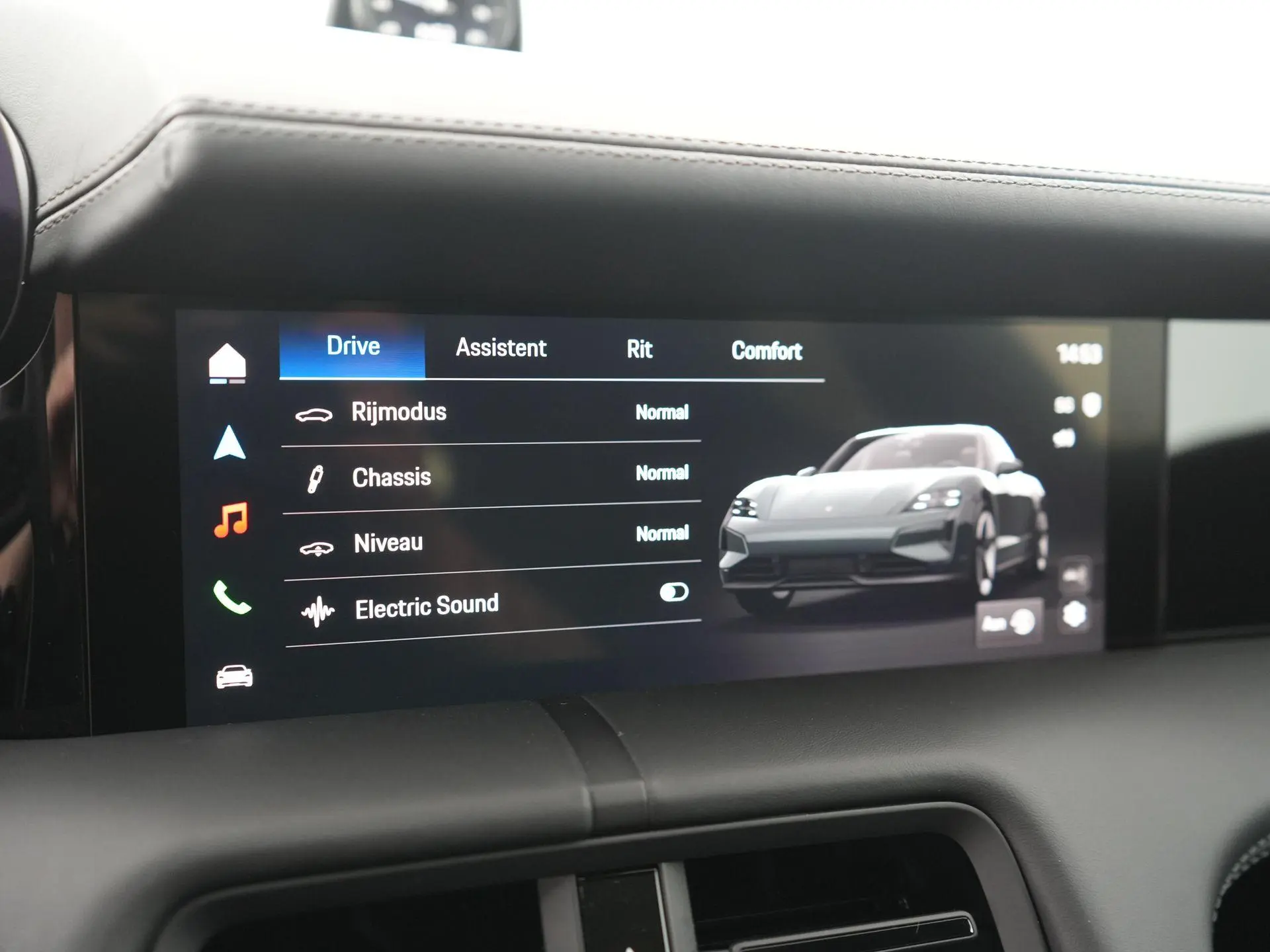 Taycan Sport Turismo Black Edition 105 kWh
