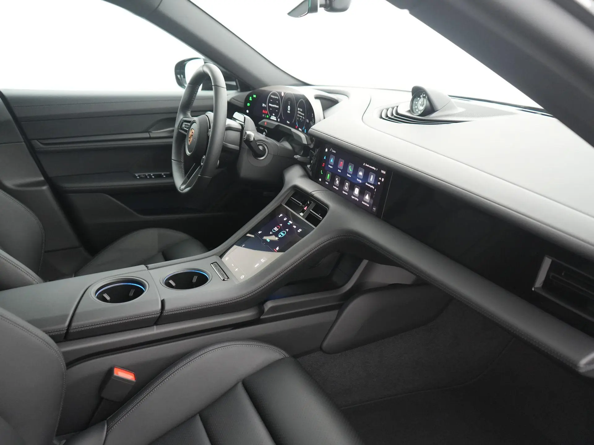 Taycan Sport Turismo Black Edition 105 kWh