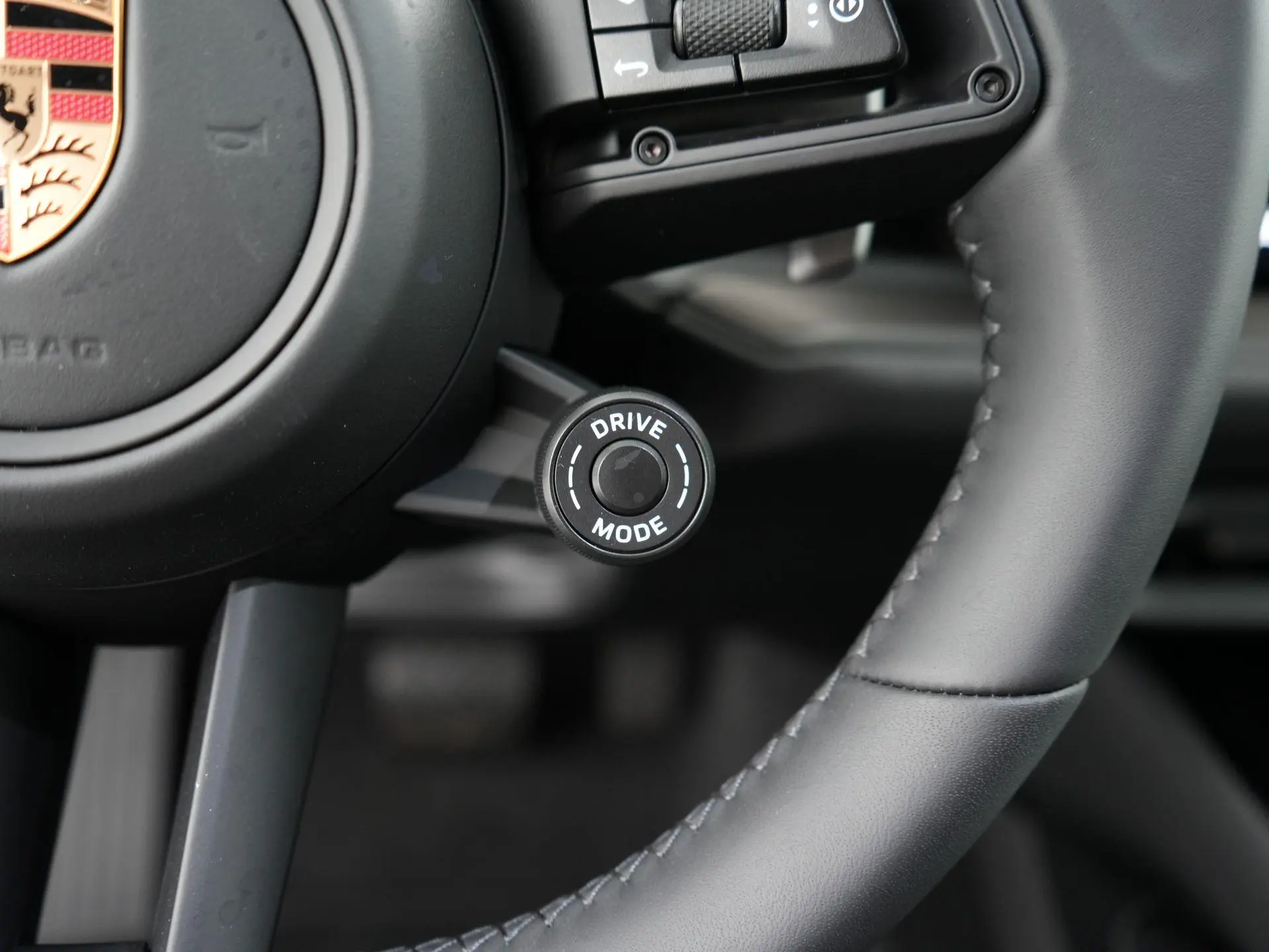 Cayenne 3.0 E-Hybrid Black Edition