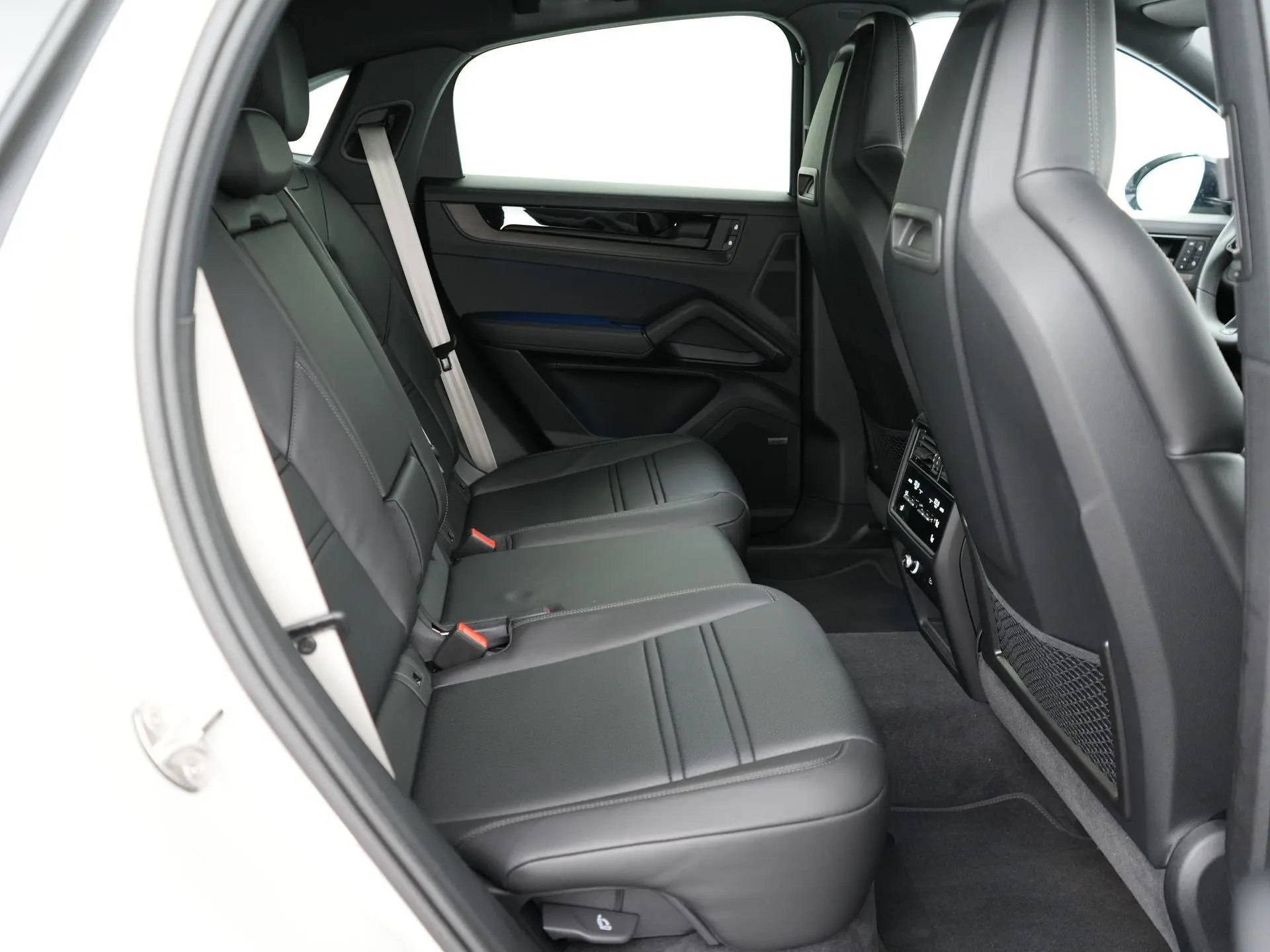 Cayenne 3.0 E-Hybrid Black Edition