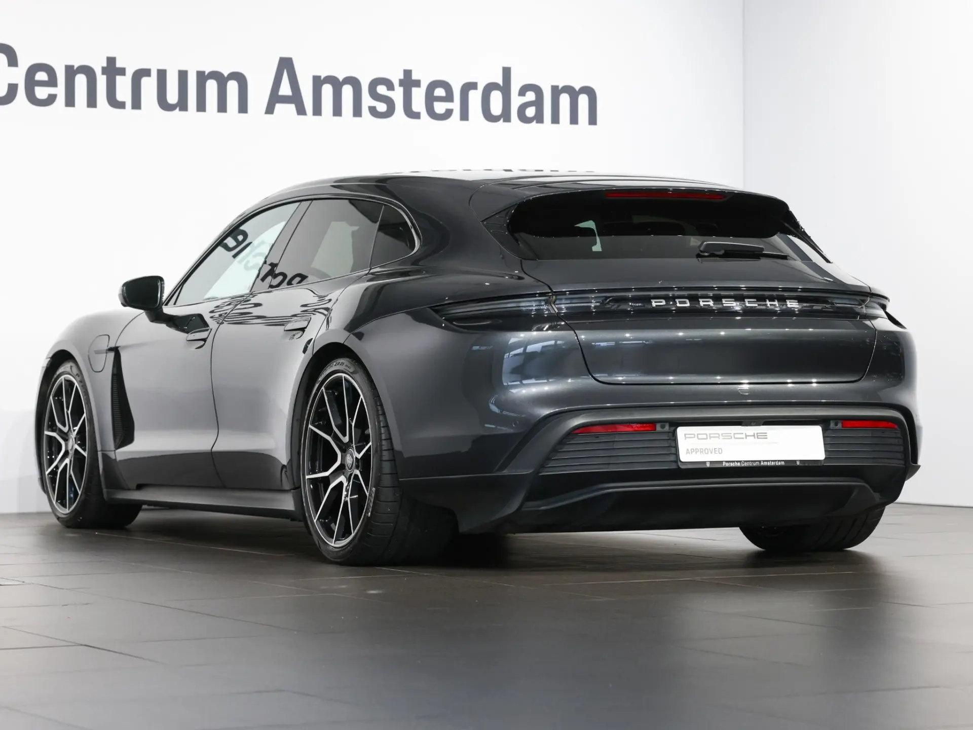 Taycan Sport Turismo 