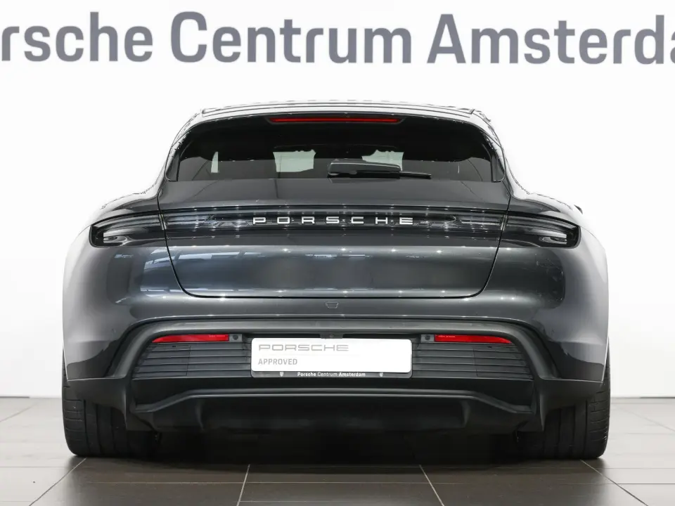 Taycan Sport Turismo 