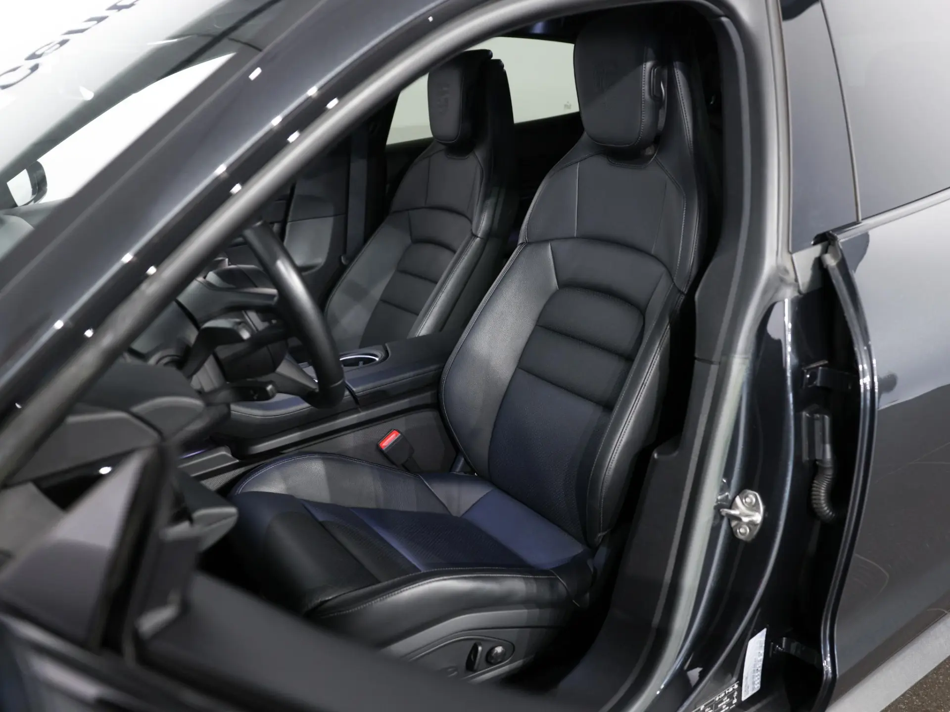 Taycan Sport Turismo 