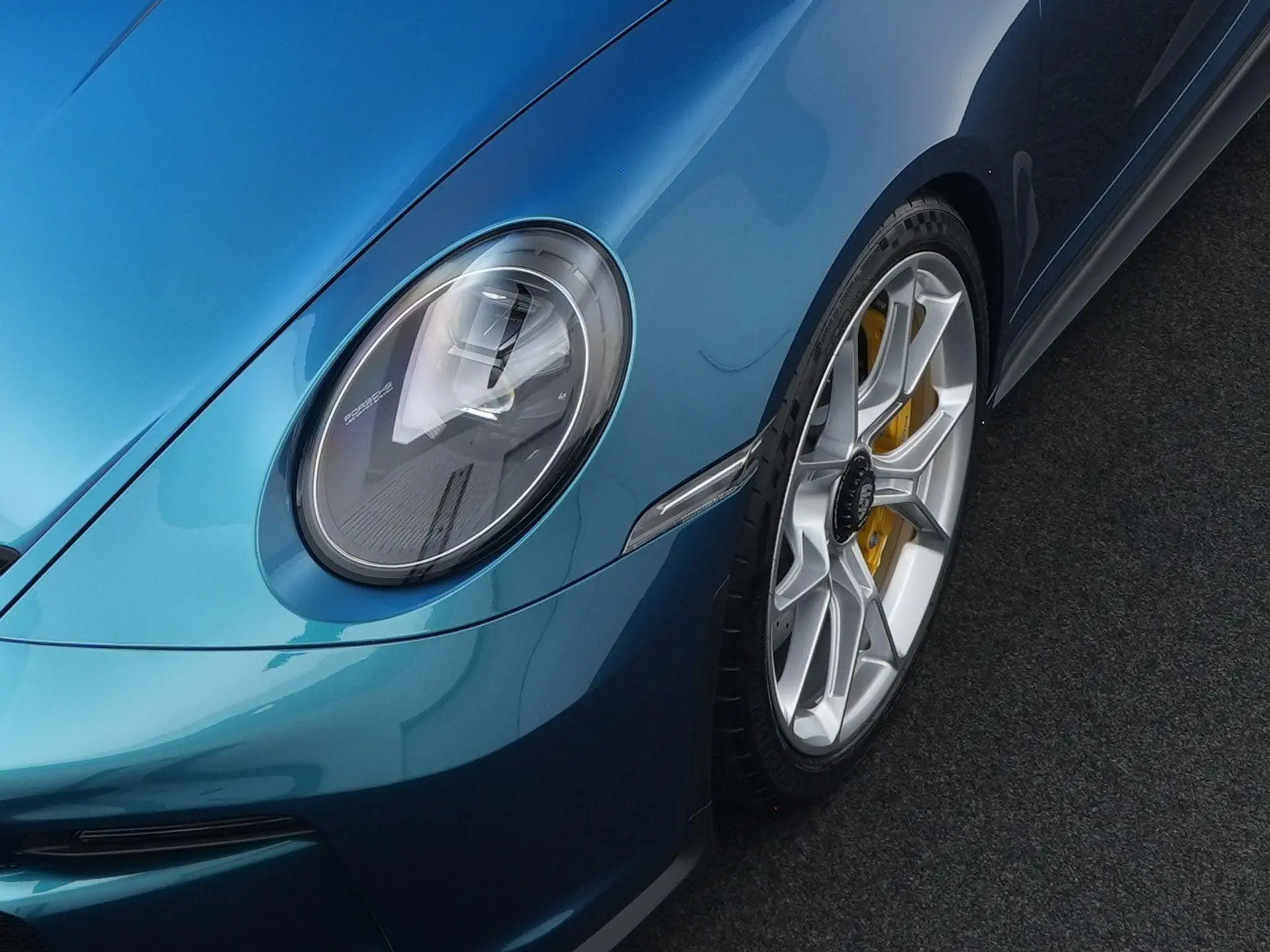 911 GT3 Touring