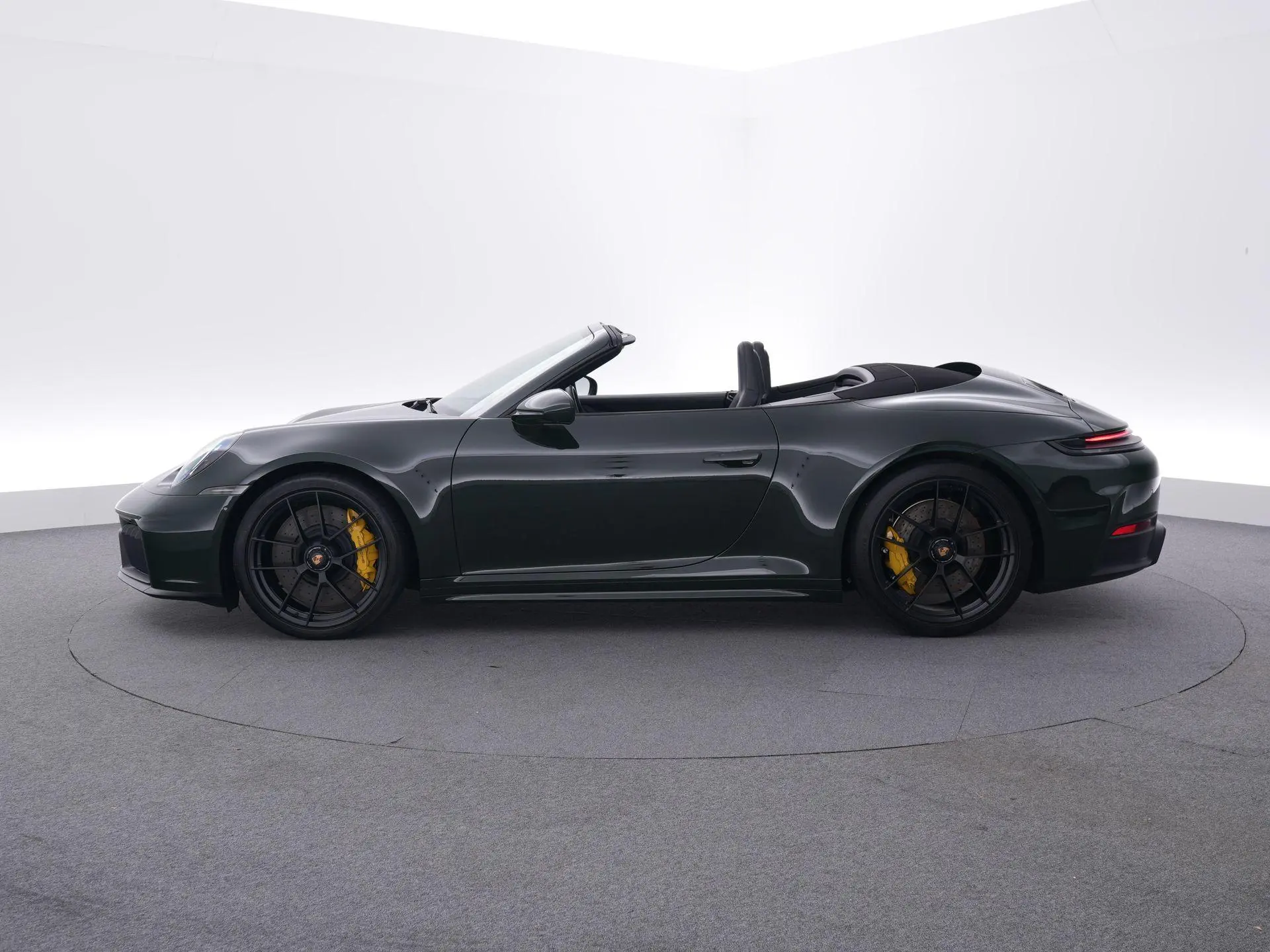 911 Cabrio 3.6 T-Hybrid Carrera 4 GTS