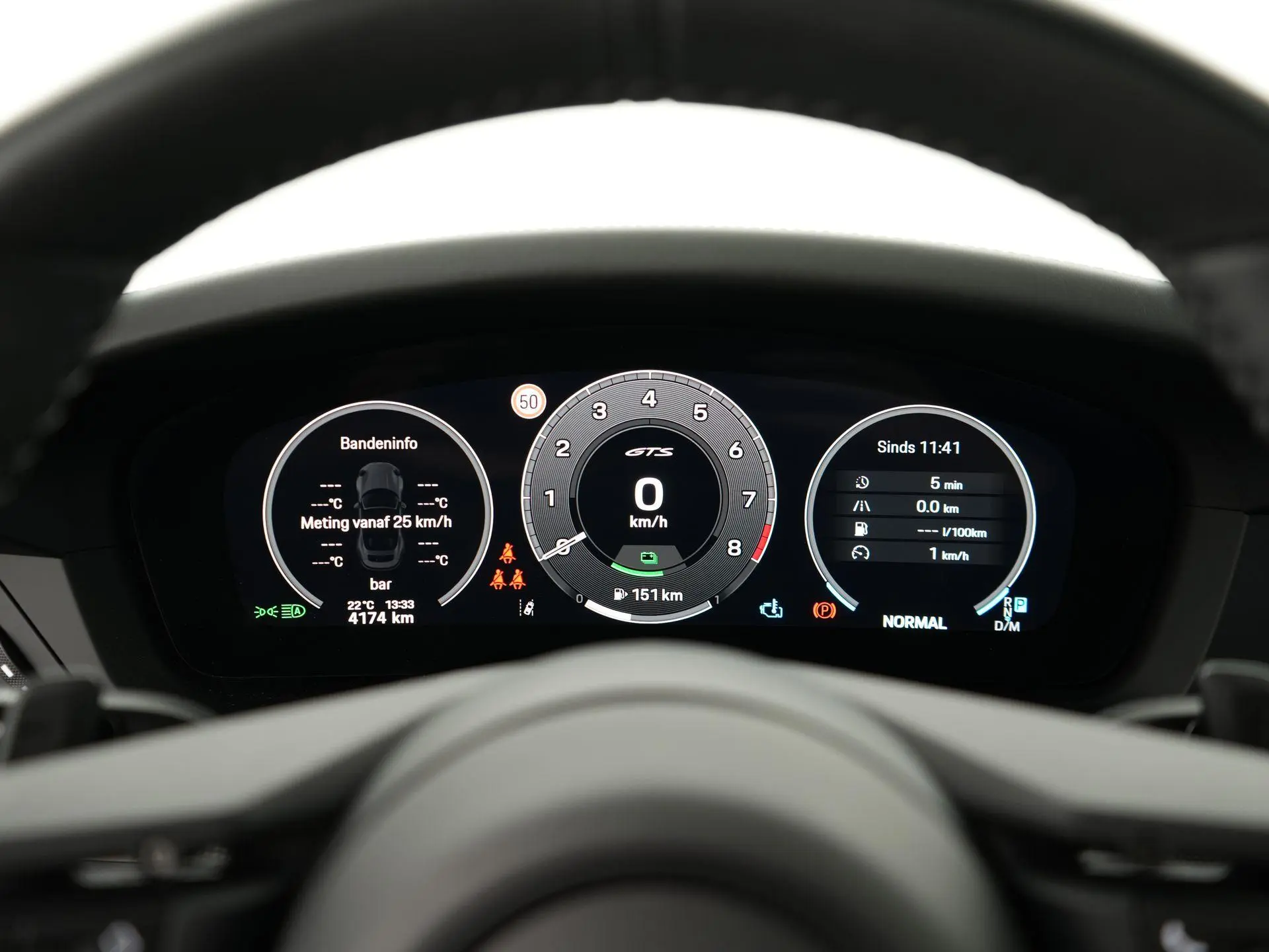 911 Cabrio 3.6 T-Hybrid Carrera 4 GTS
