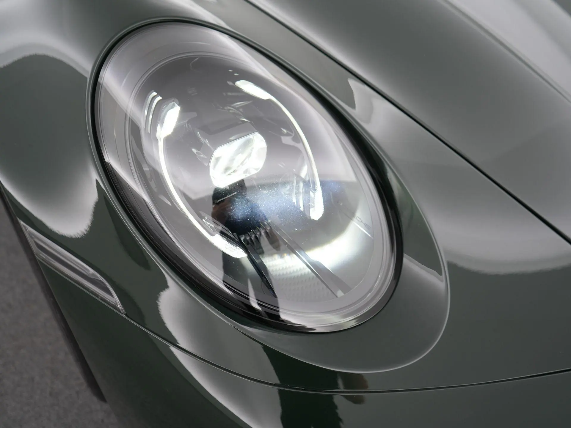911 Cabrio 3.6 T-Hybrid Carrera 4 GTS