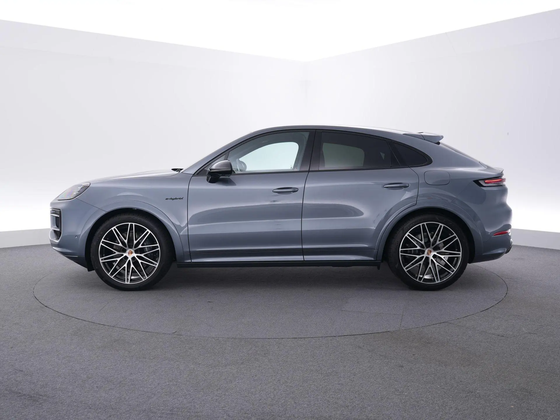Cayenne Coupé 3.0 E-Hybrid Black Edition