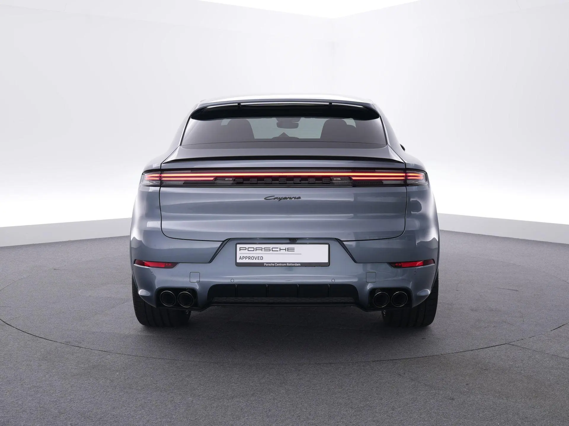Cayenne Coupé 3.0 E-Hybrid Black Edition