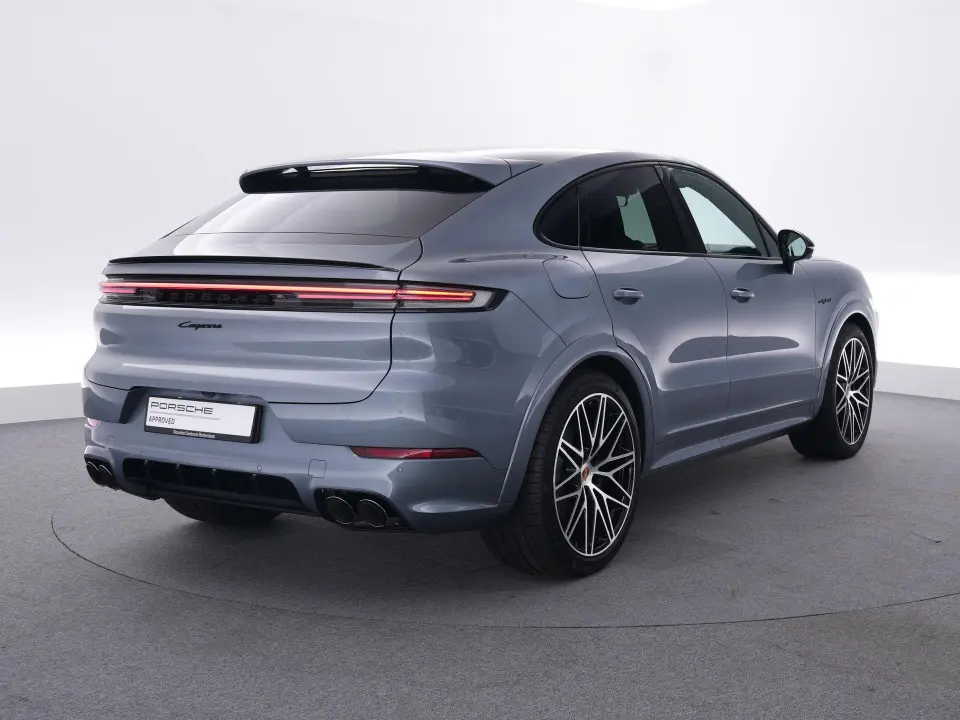 Cayenne Coupé 3.0 E-Hybrid Black Edition