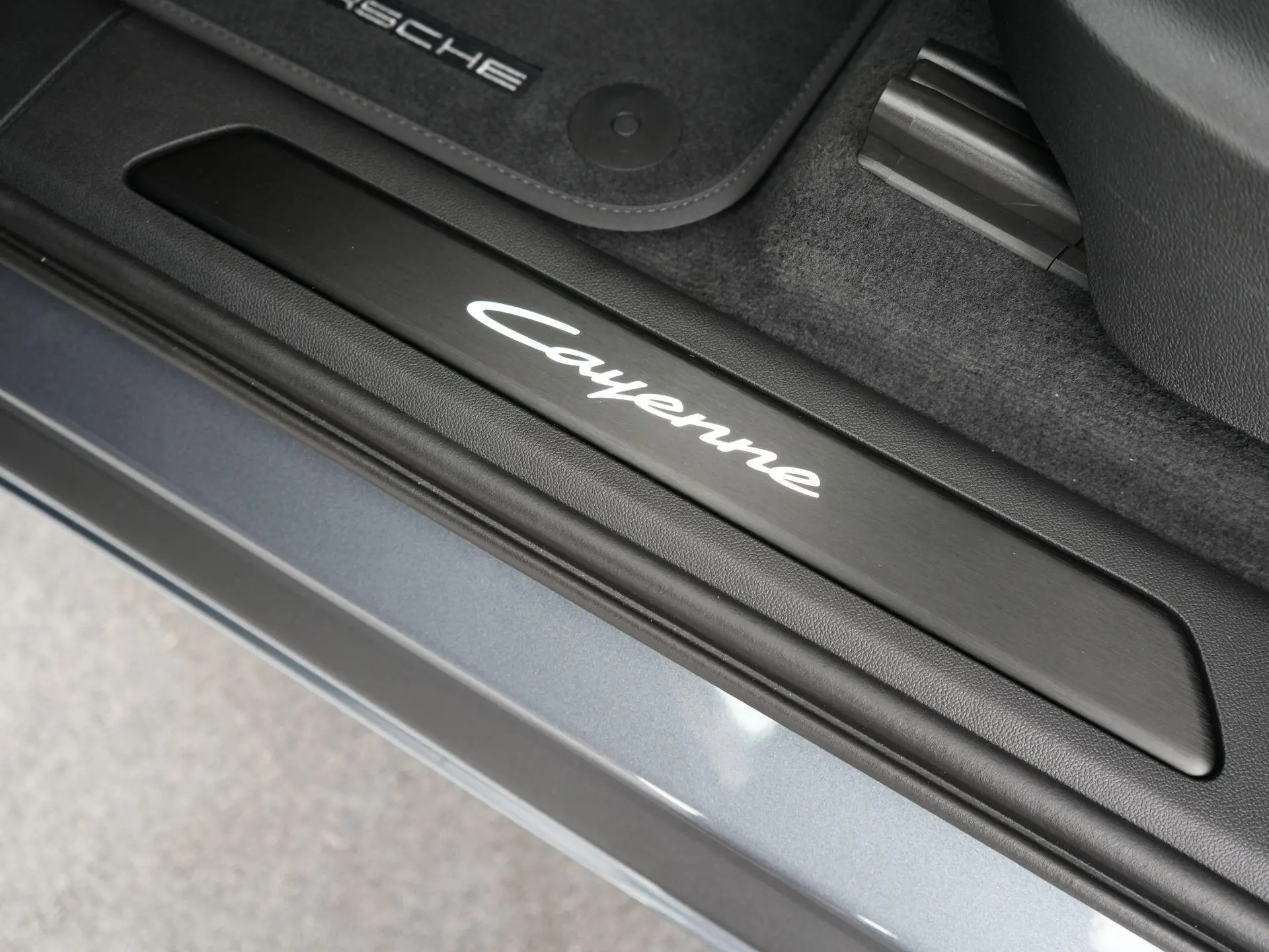 Cayenne Coupé 3.0 E-Hybrid Black Edition