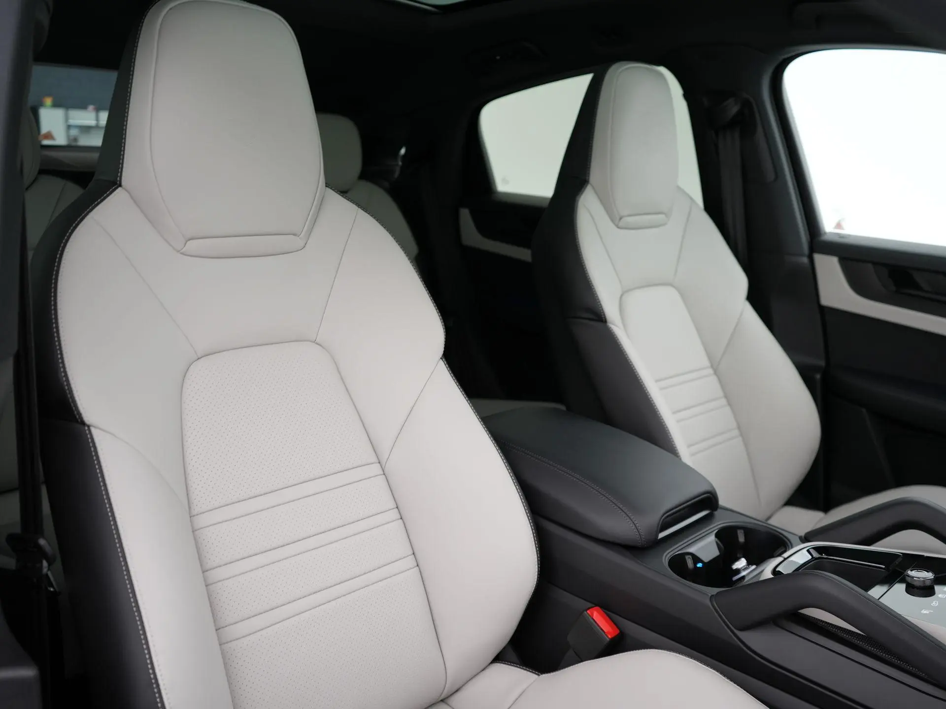 Cayenne Coupé 3.0 E-Hybrid Black Edition