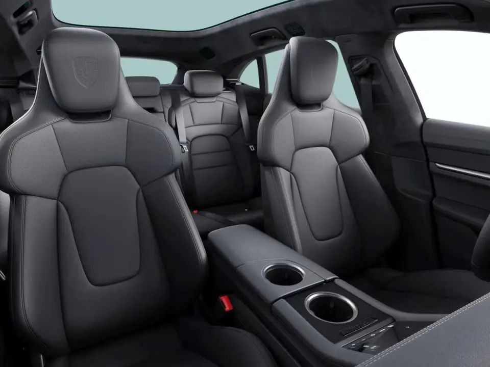 Taycan Turbo S Cross Turismo