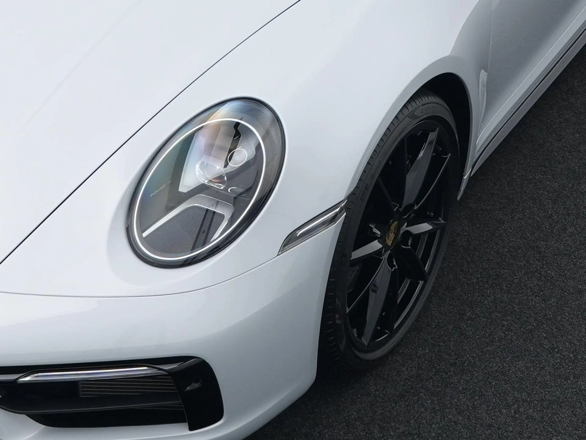 911 Targa 4