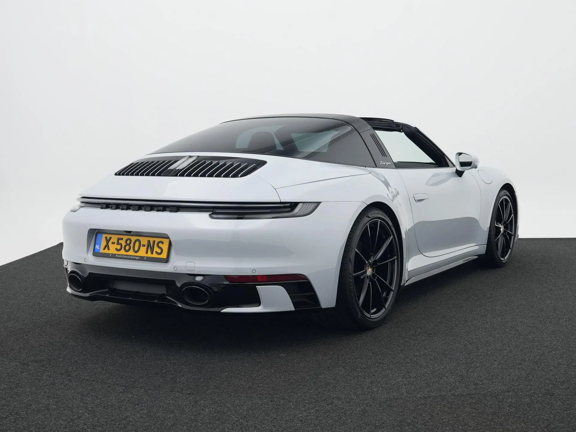 911 Targa 4