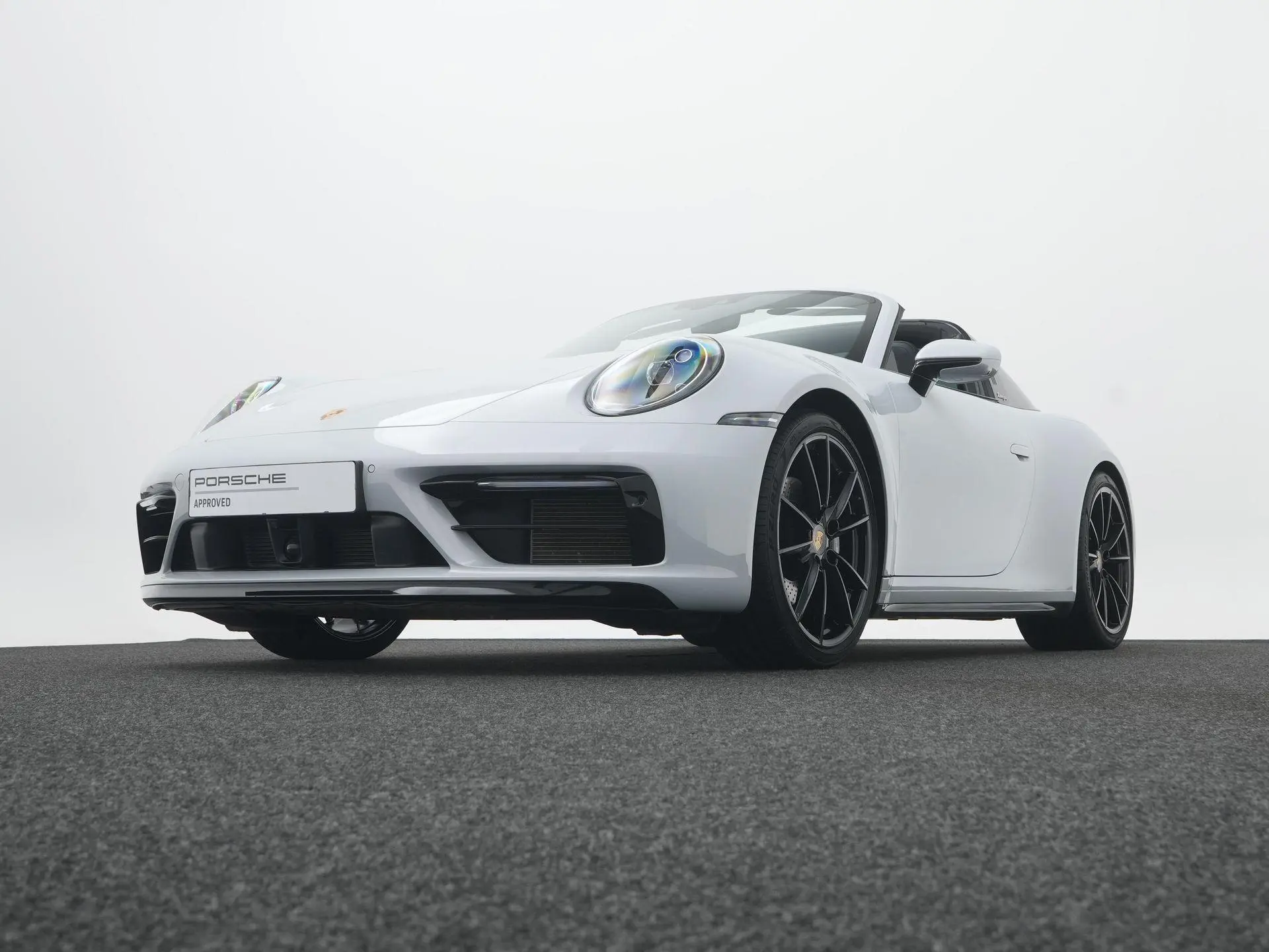 911 Targa 4
