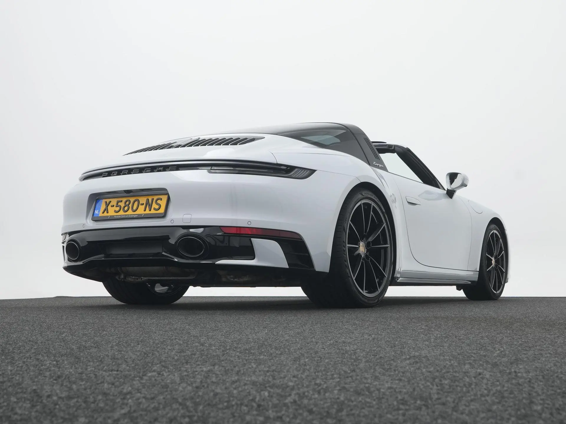 911 Targa 4