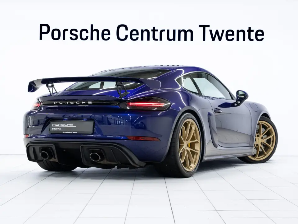 Porsche 718 Cayman GT4
