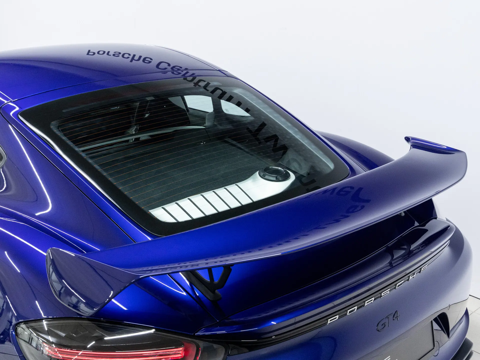 718 Cayman GT4
