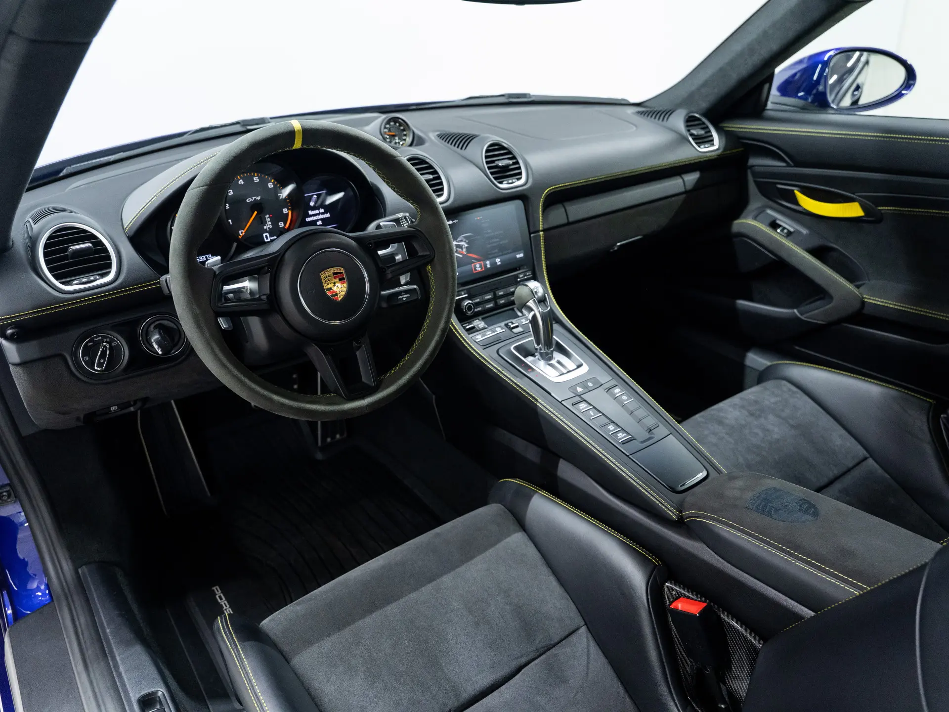 718 Cayman GT4