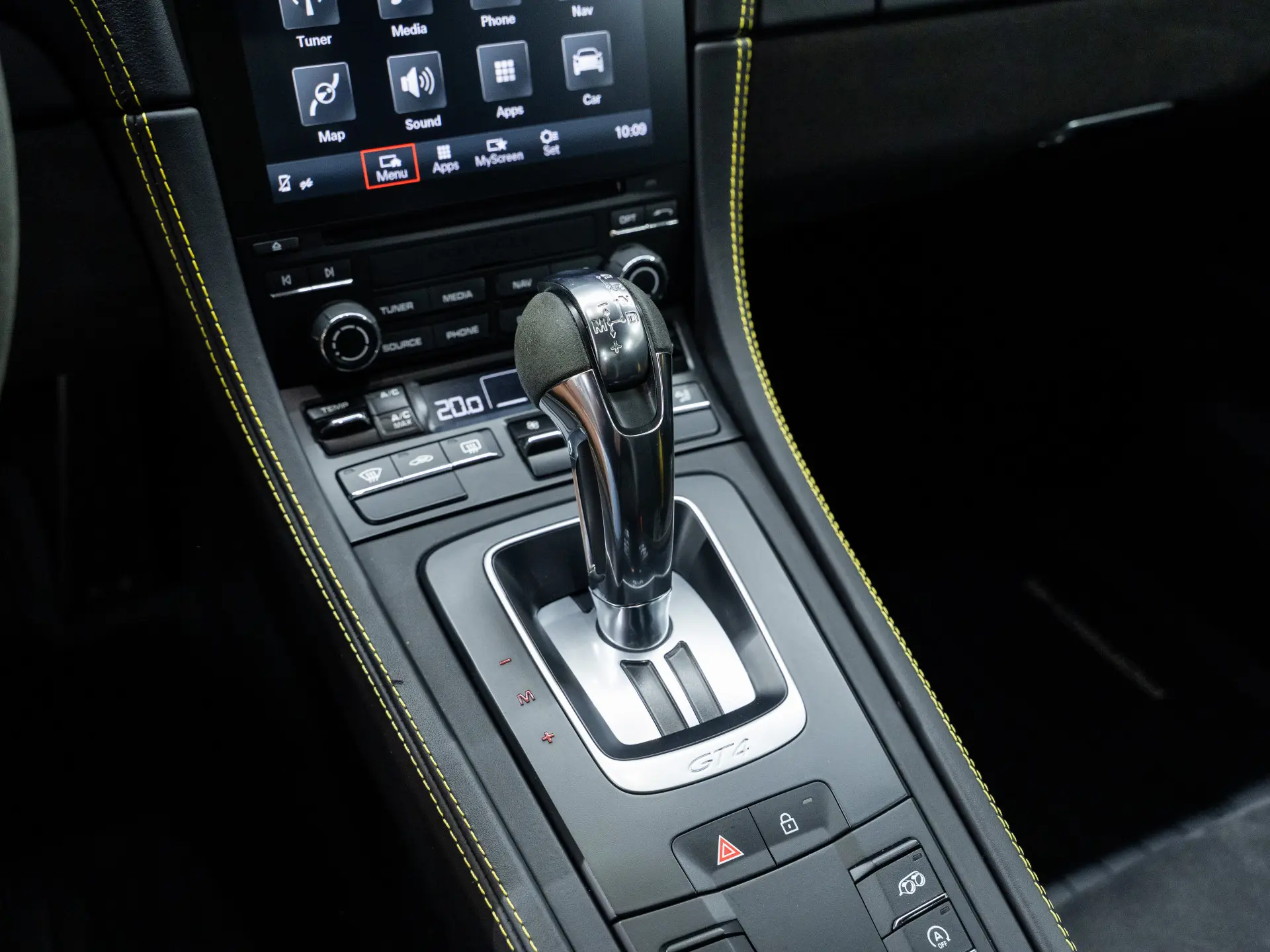 718 Cayman GT4