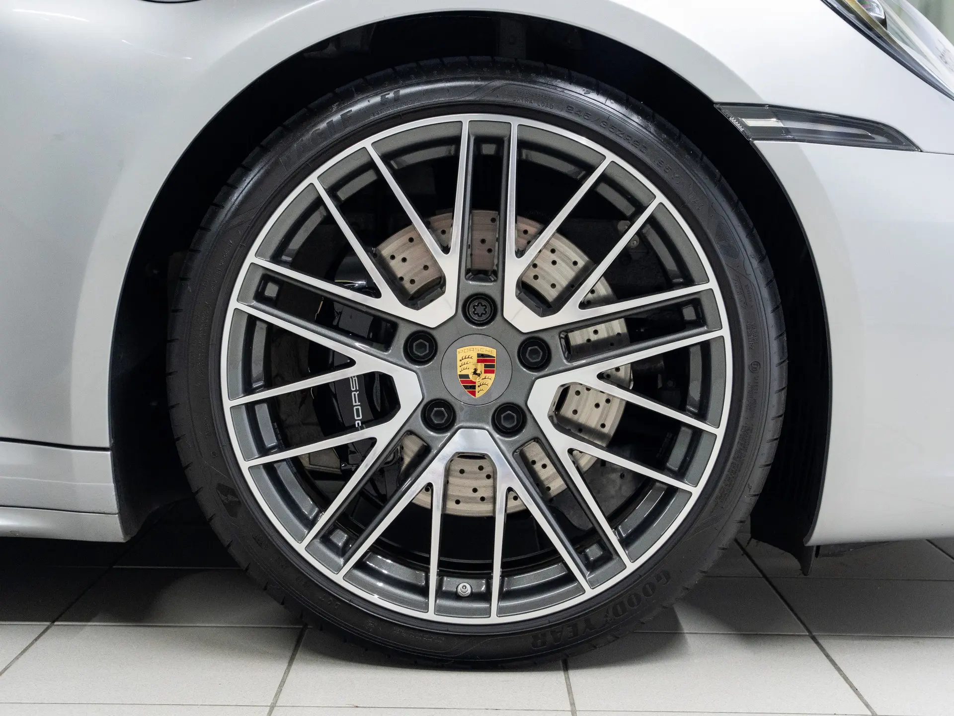 911 Carrera 4S