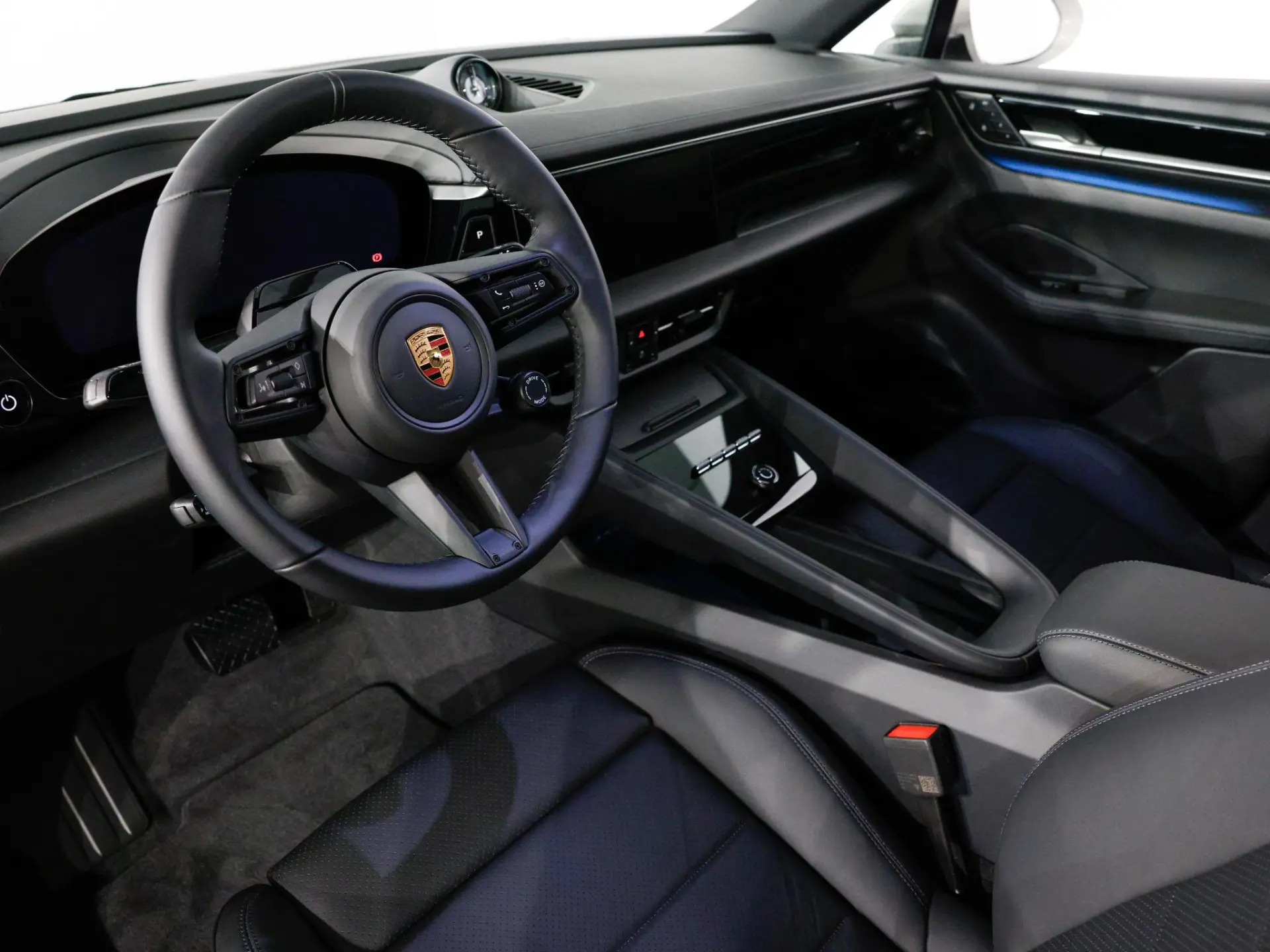 Macan 4 100 kWh