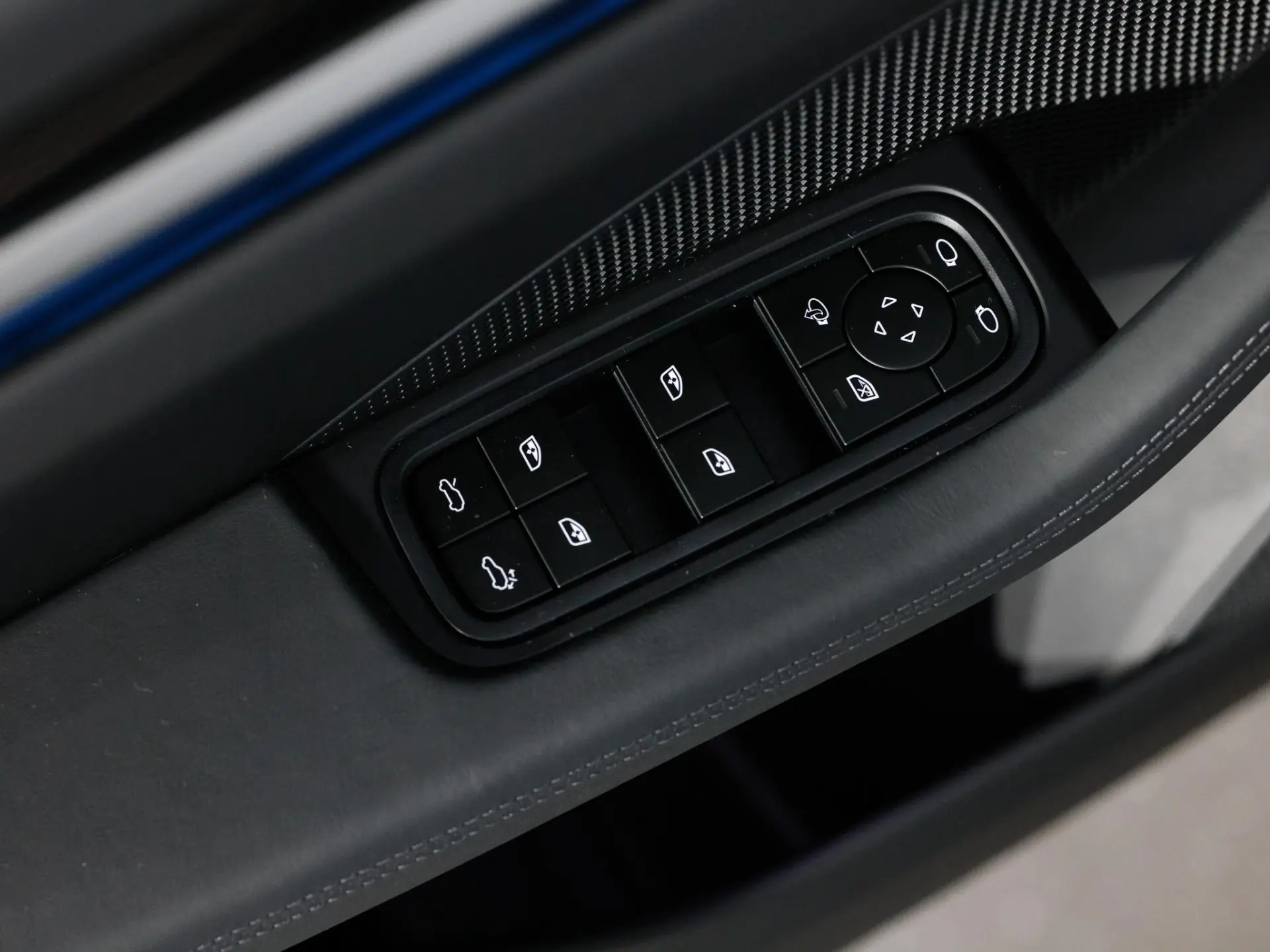 Macan 4 100 kWh