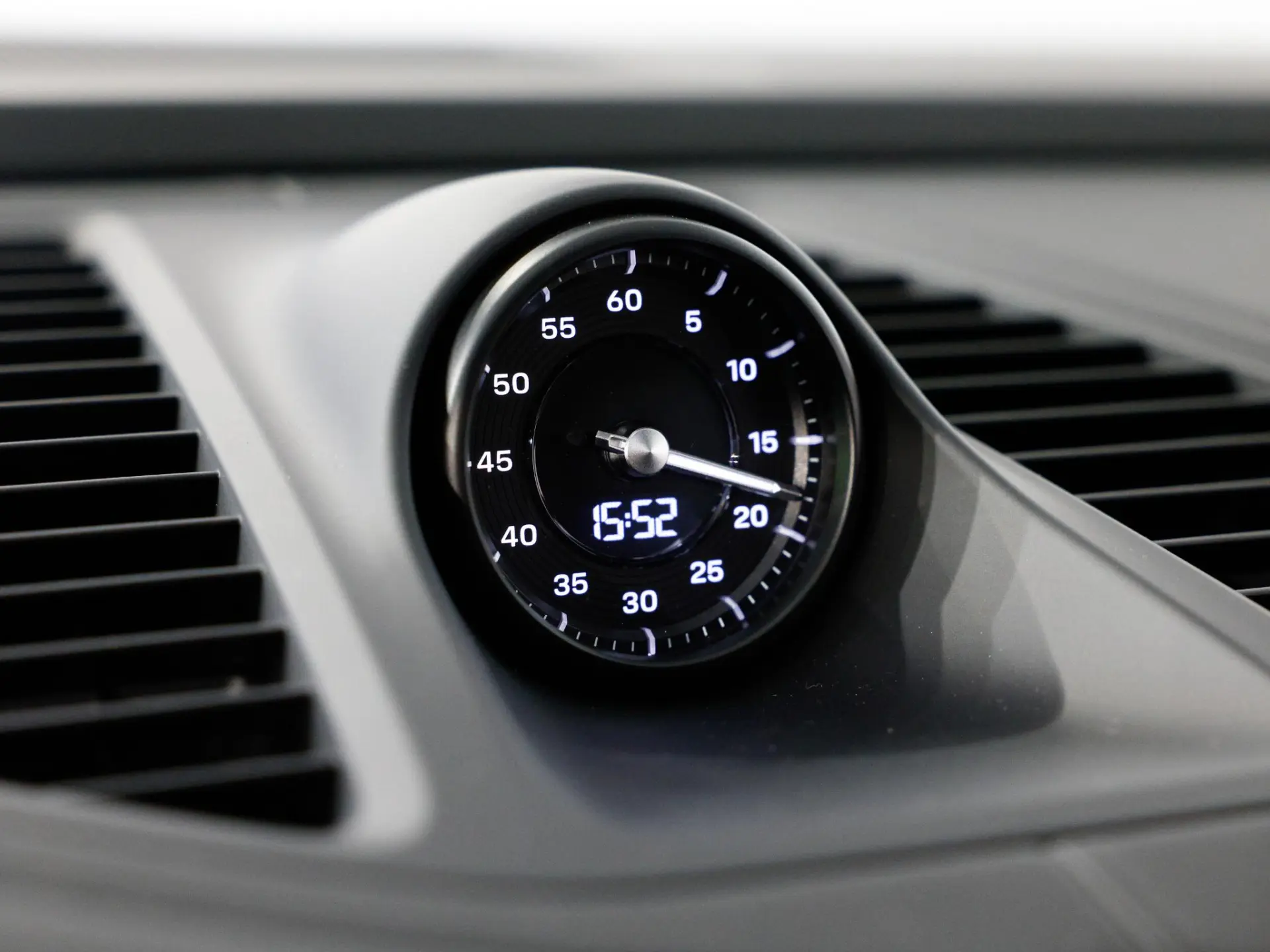 Macan 4 100 kWh