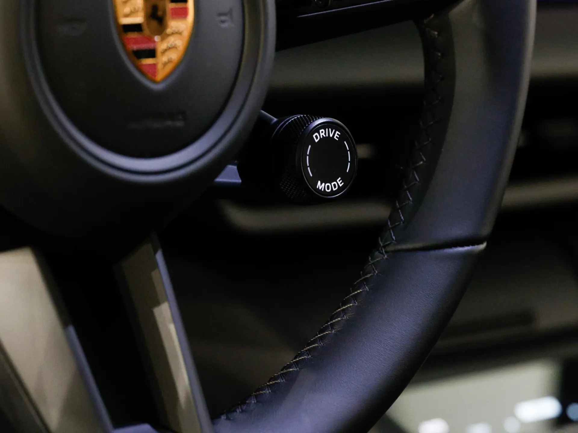 Macan 4 100 kWh
