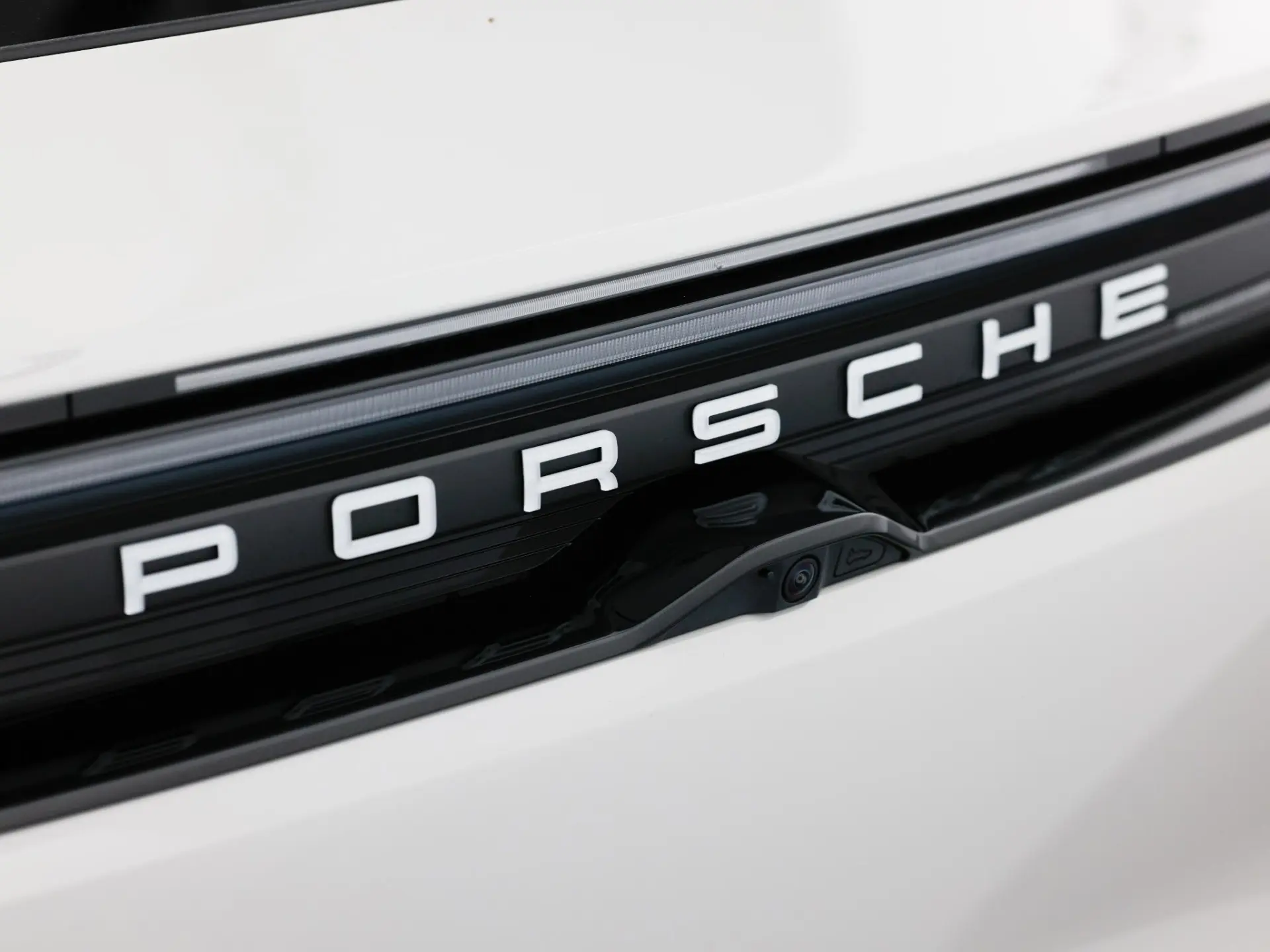 Macan 4 100 kWh