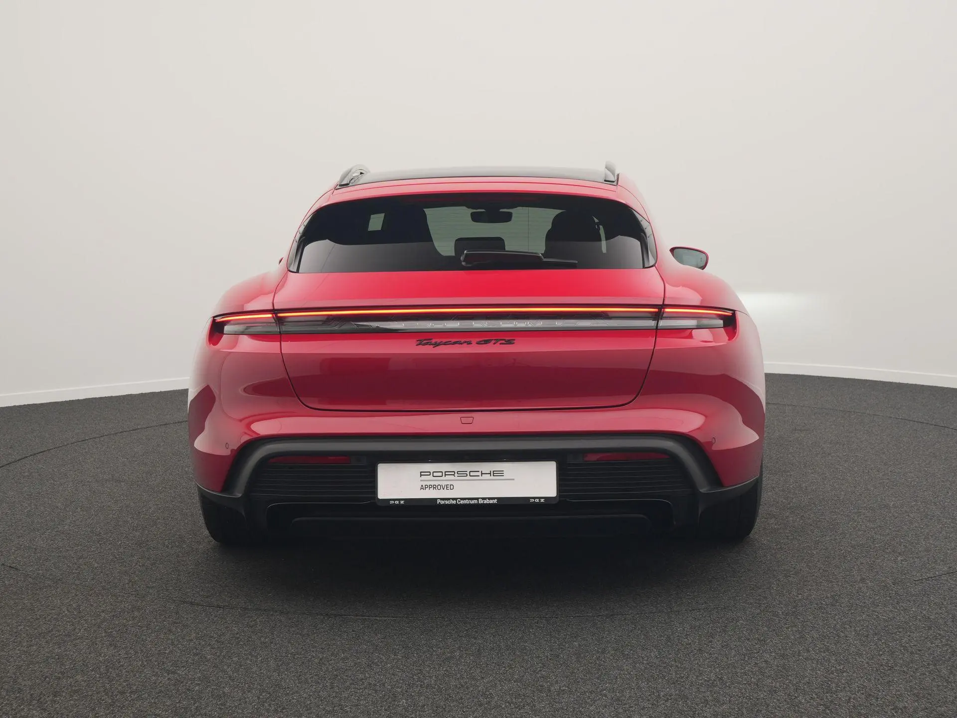Taycan GTS Sport Turismo