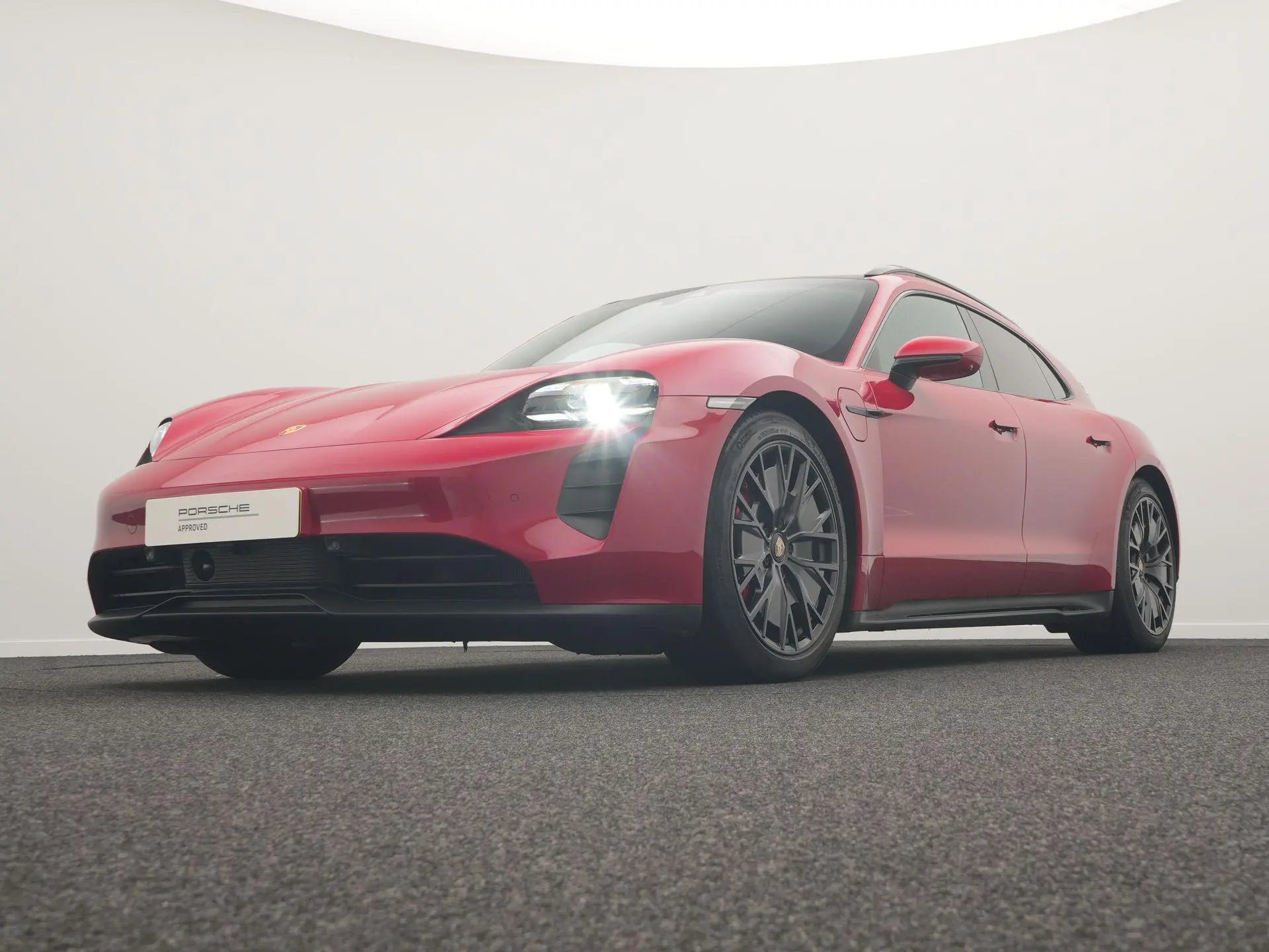 Taycan GTS Sport Turismo