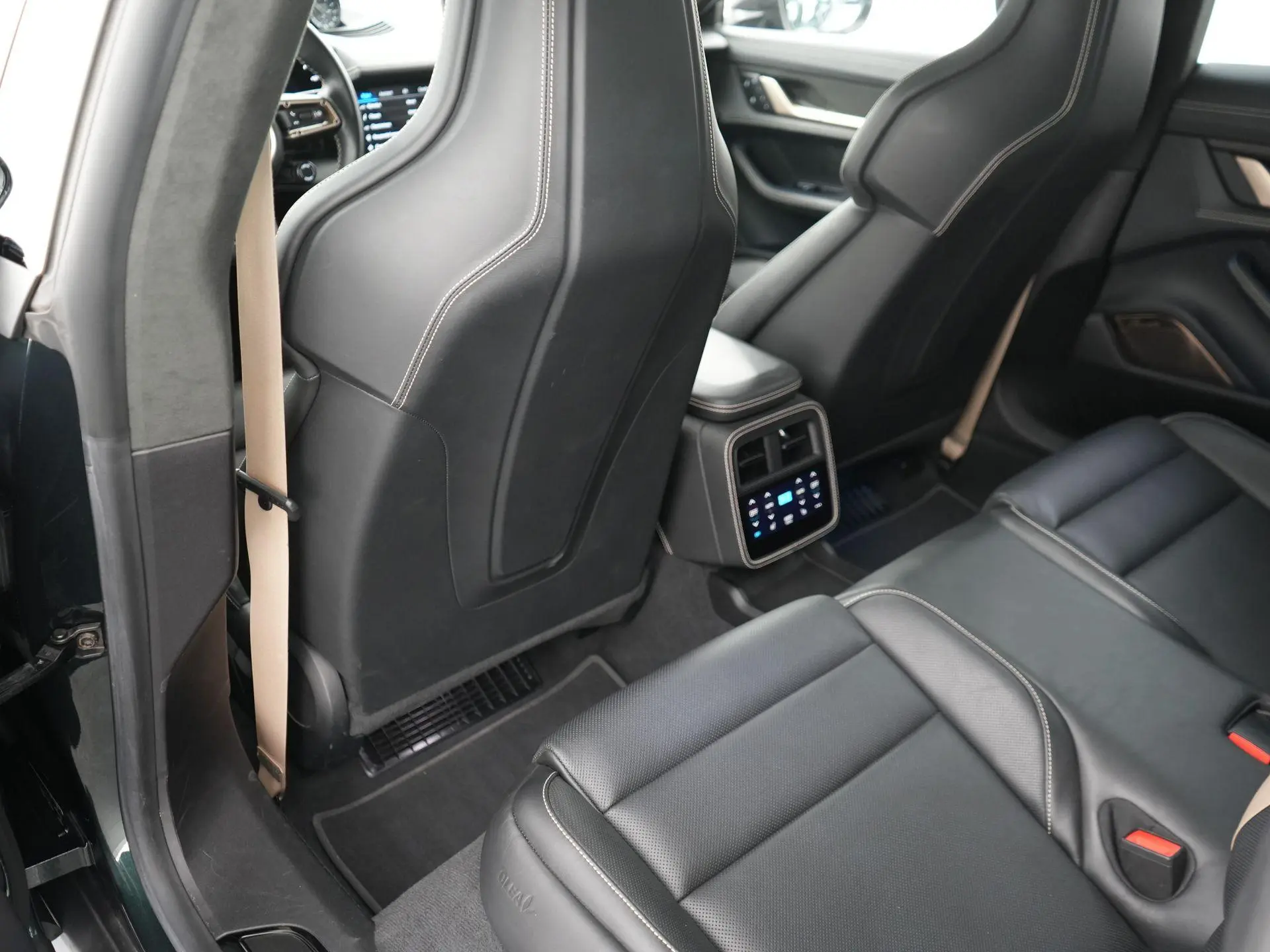 Taycan Cross Turismo Turbo S 93 kWh