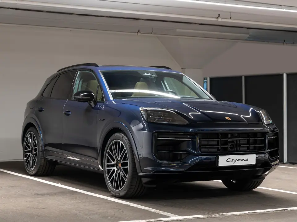 Cayenne E-Hybrid Black Edition