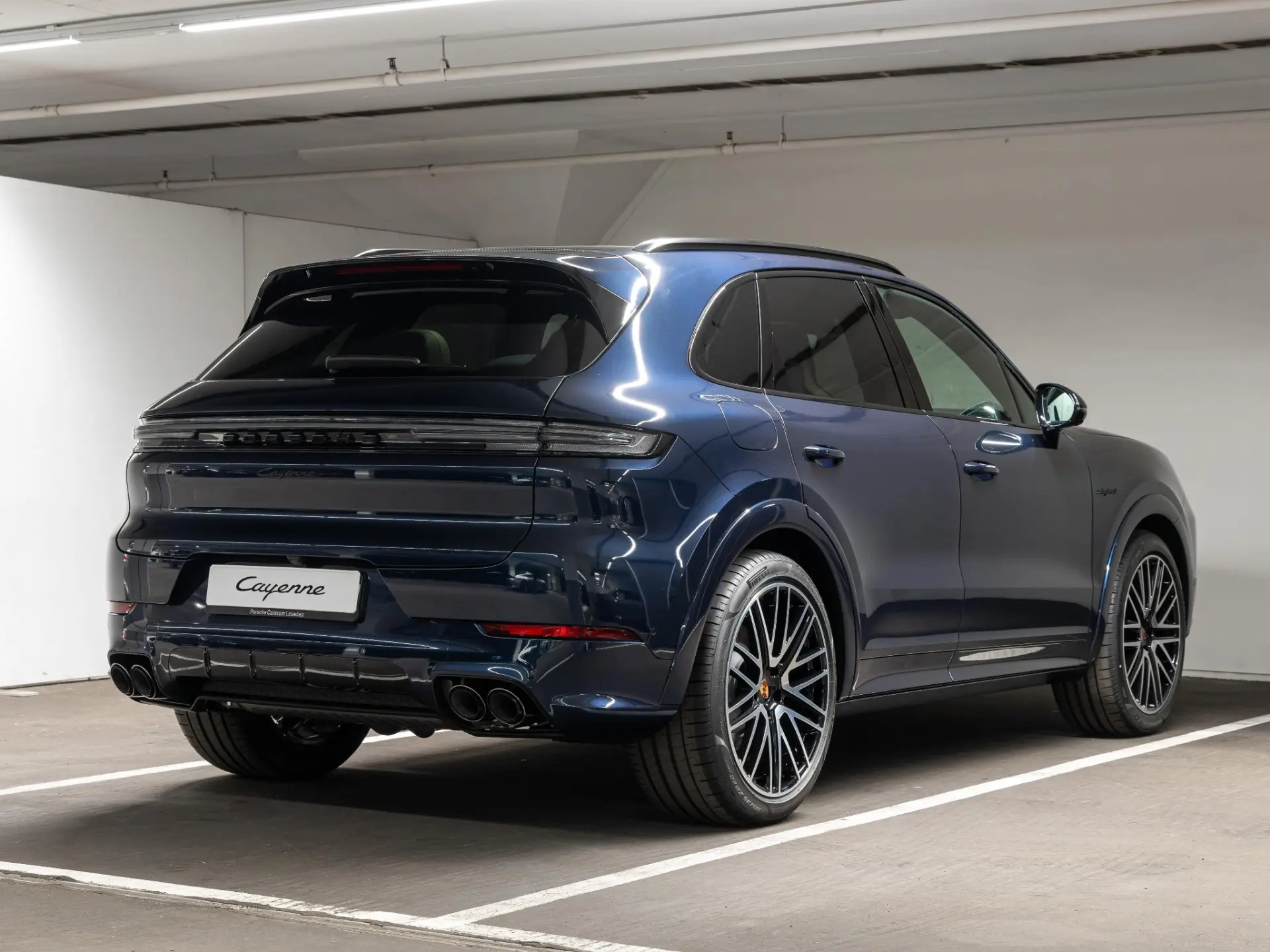 Cayenne E-Hybrid Black Edition