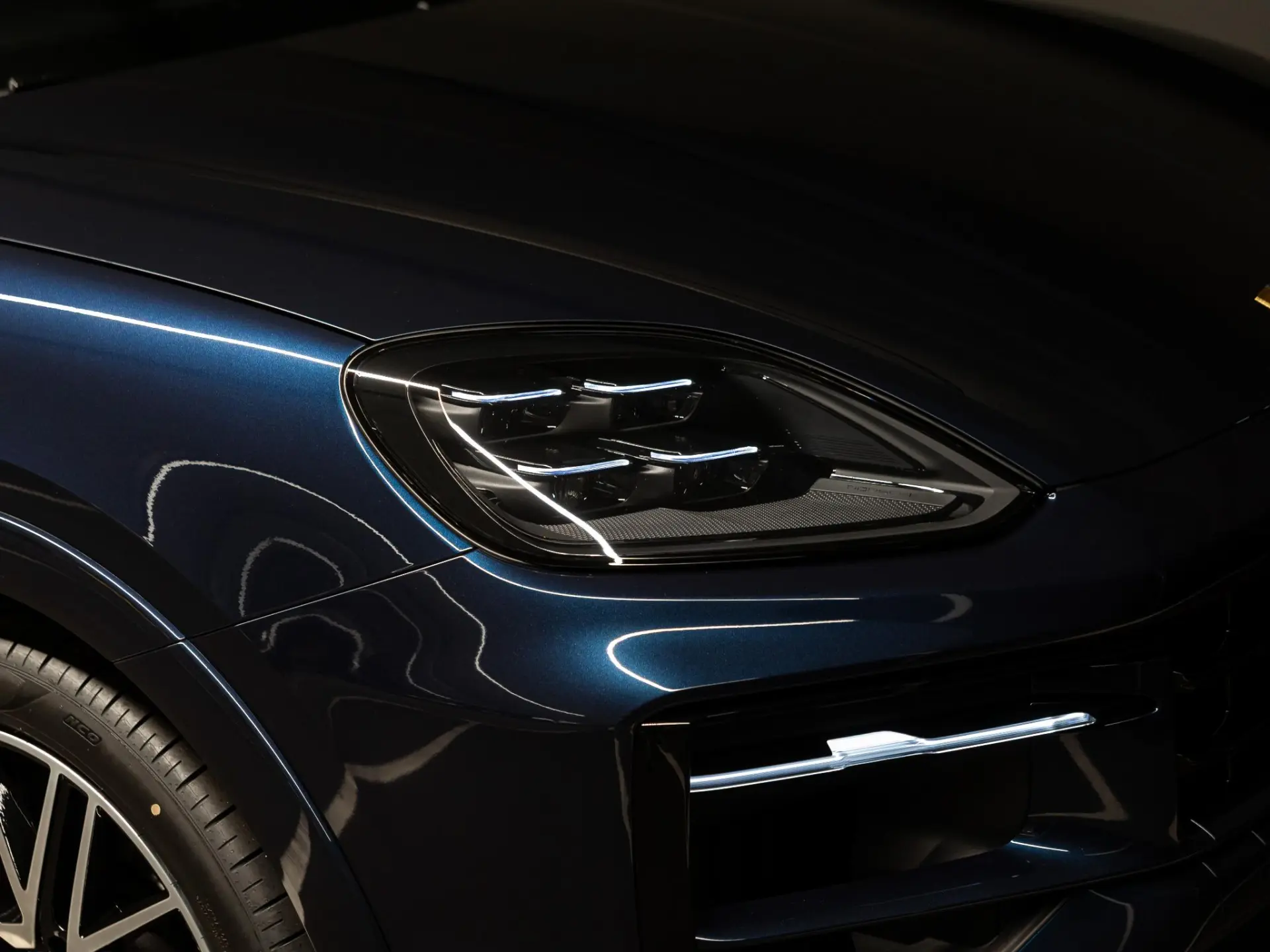 Cayenne E-Hybrid Black Edition